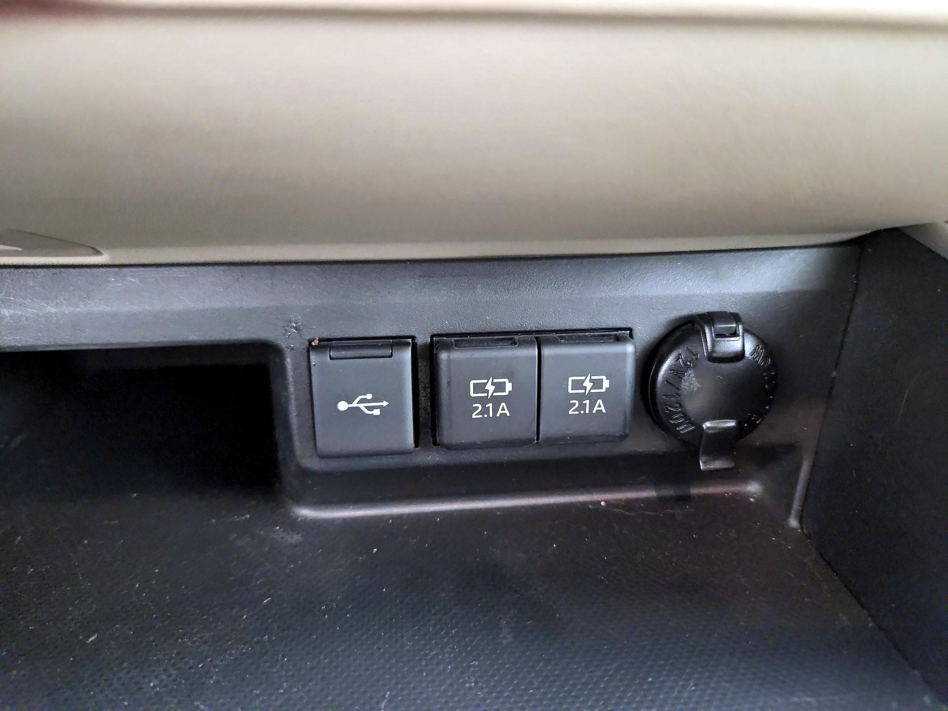 Thumbnail: 2021 Toyota Highlander - 18