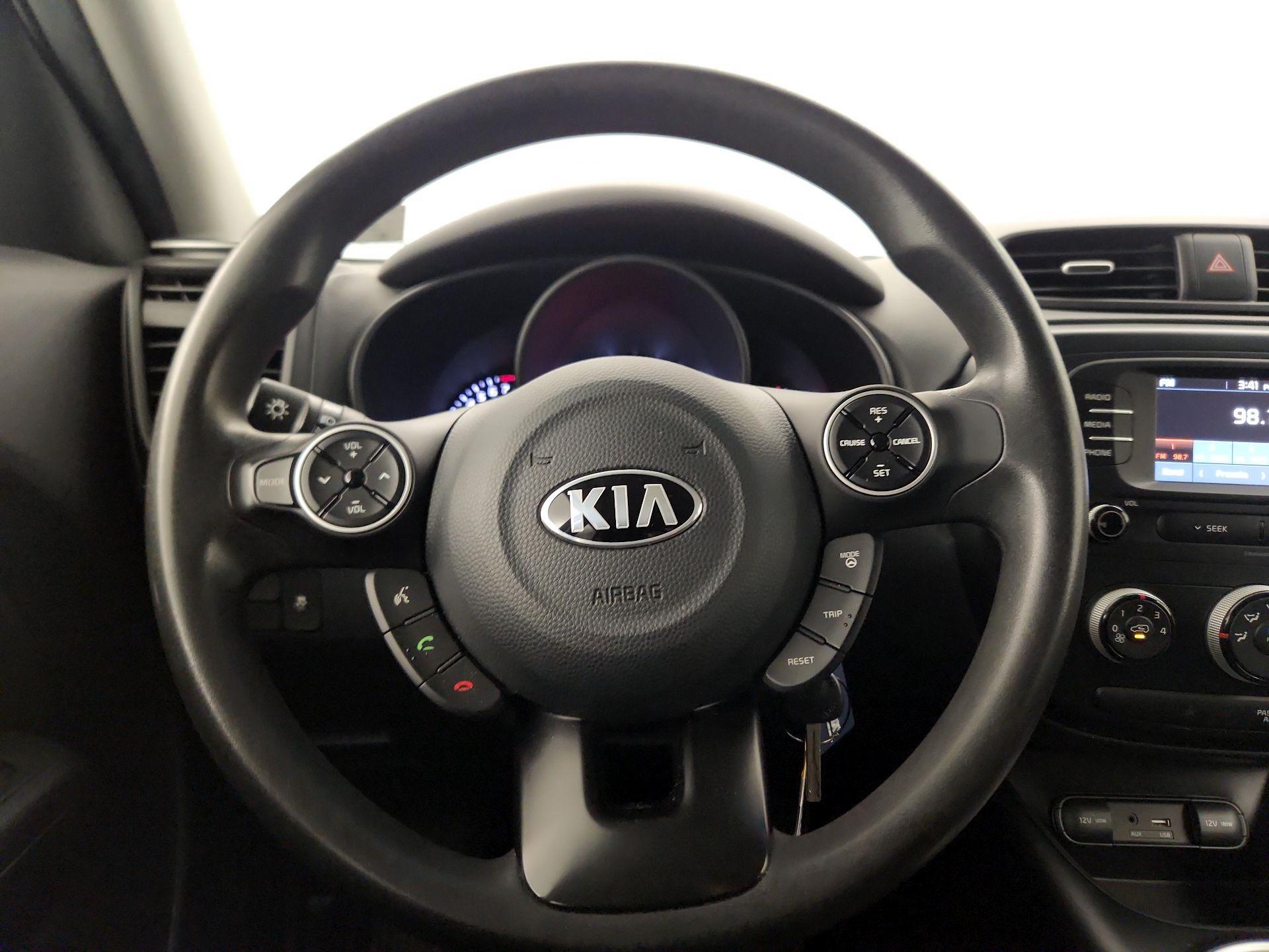 Thumbnail: 2019 Kia Soul - 10