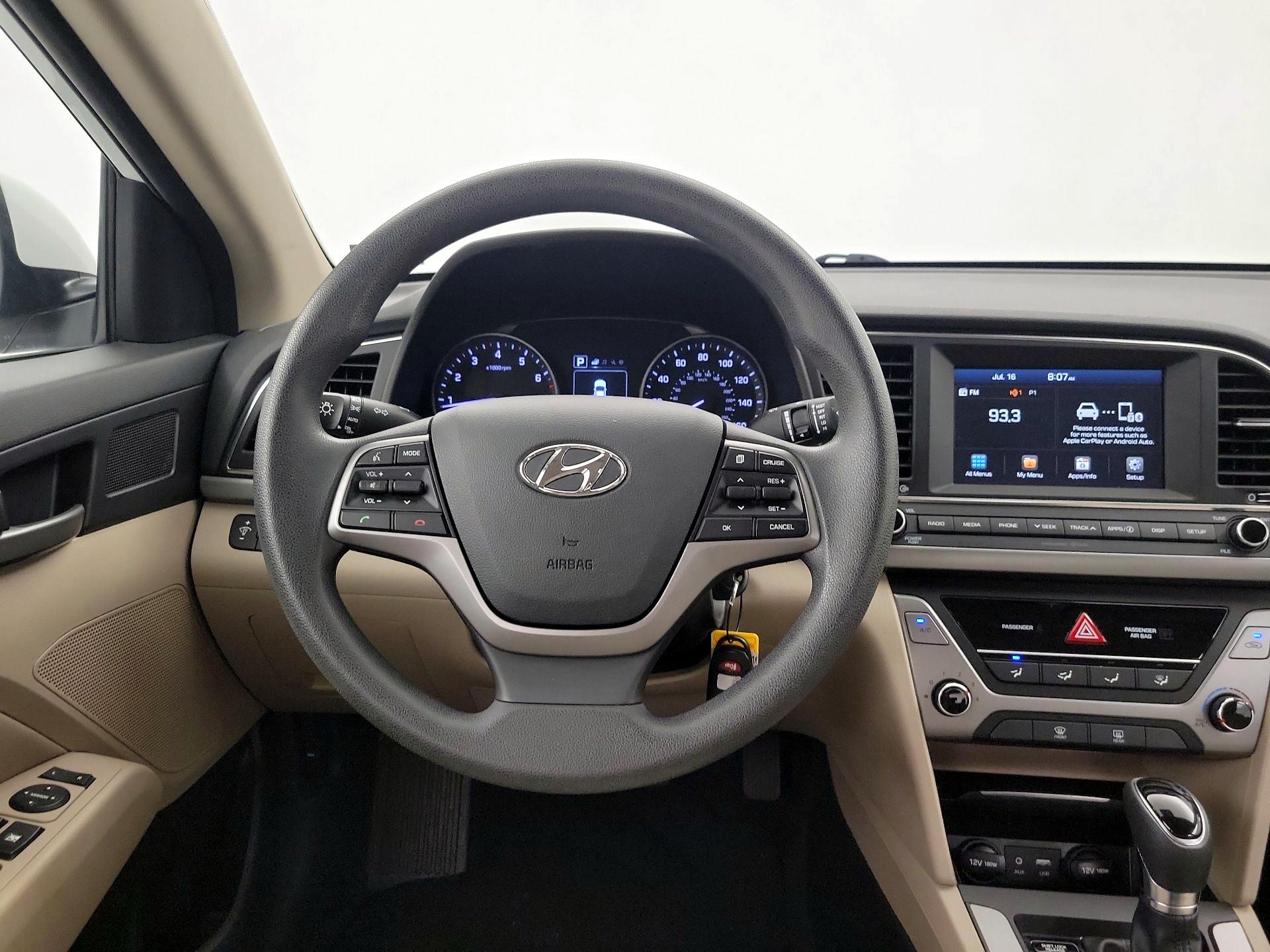 Thumbnail: 2018 Hyundai Elantra - 10