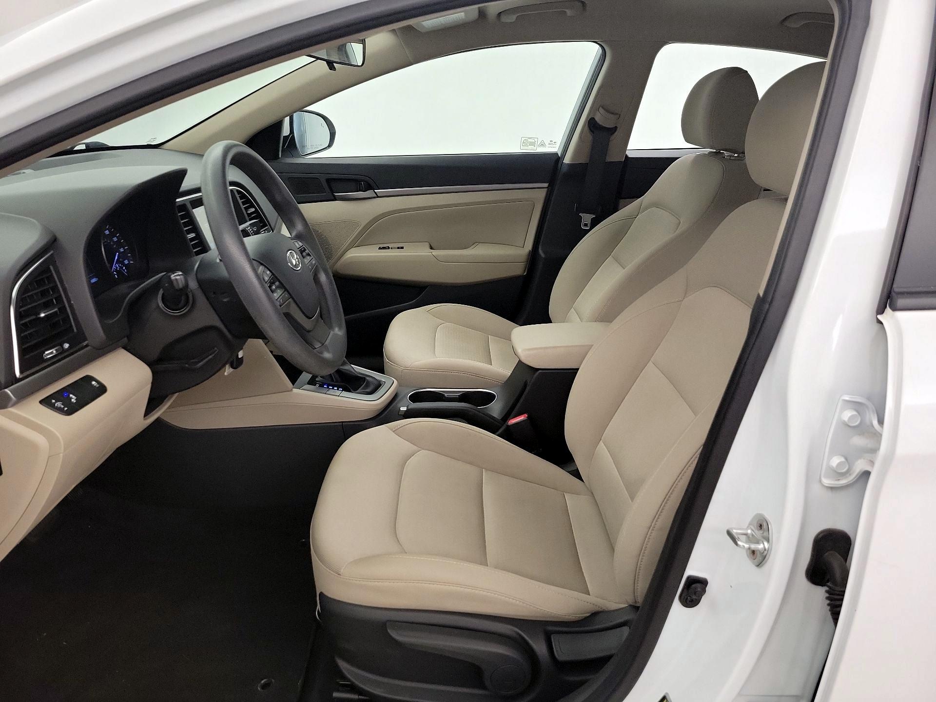 Thumbnail: 2018 Hyundai Elantra - 11