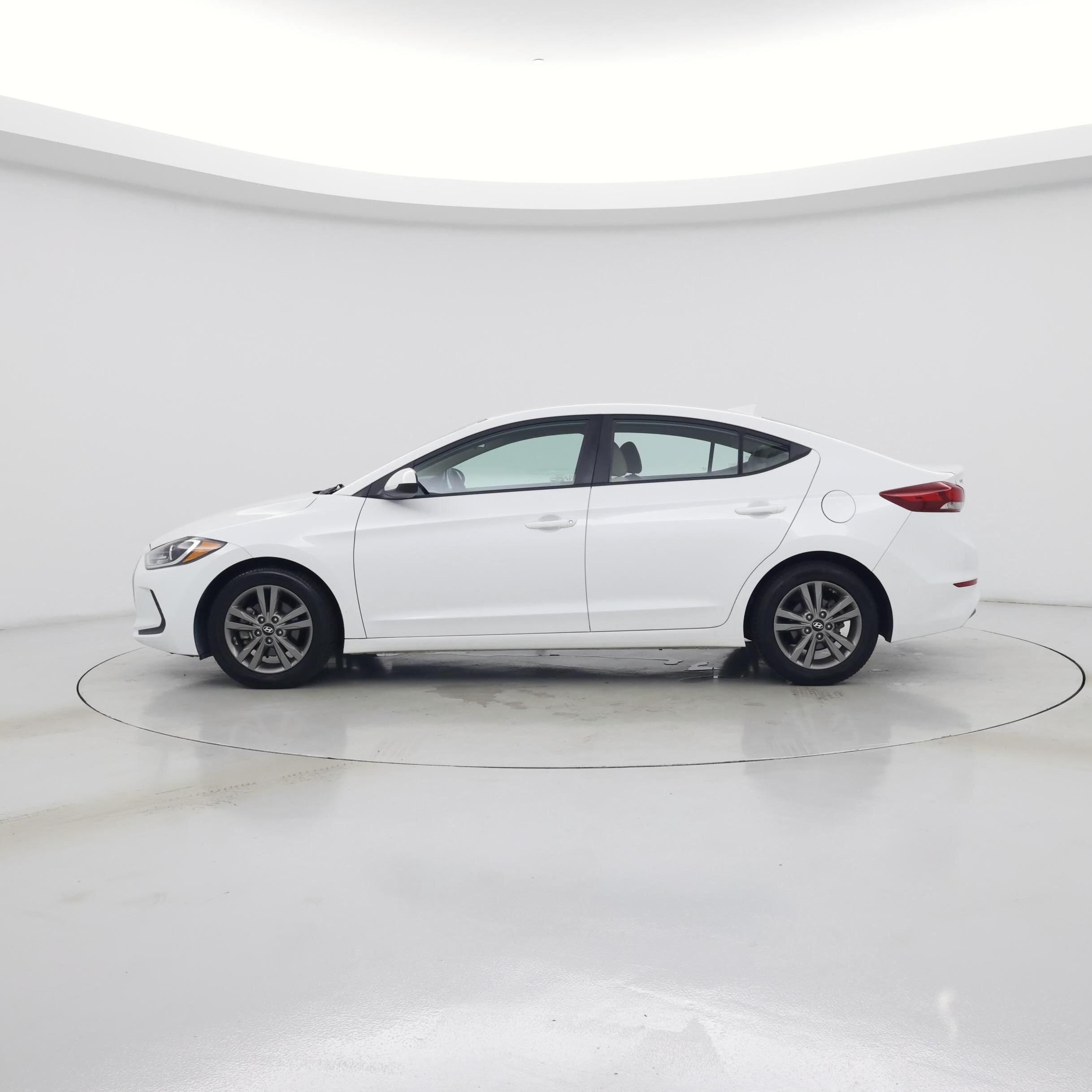 Thumbnail: 2018 Hyundai Elantra - 3