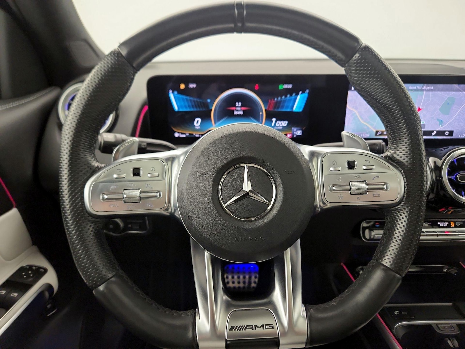 2022 Mercedes-Benz GLB AMG GLB35 - Photo 11