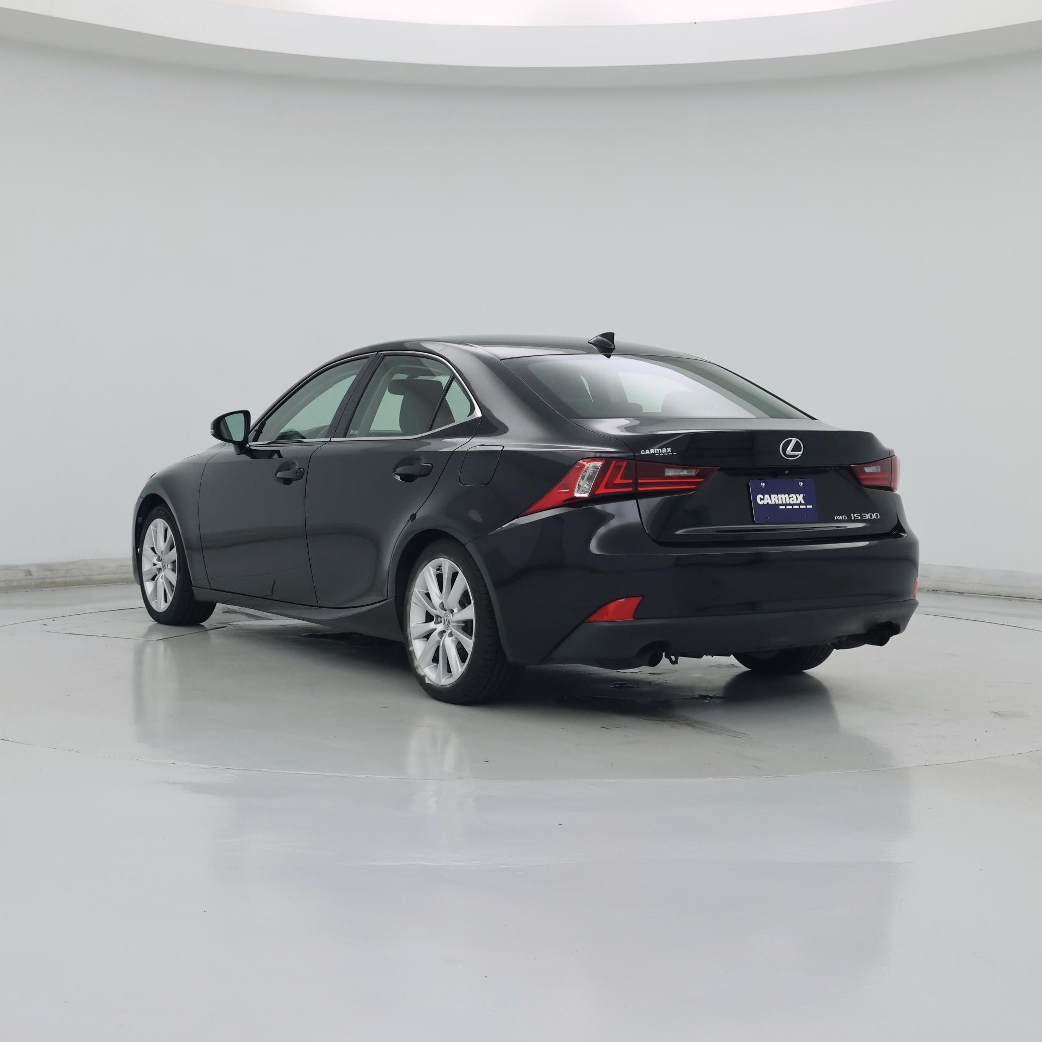 Thumbnail: 2016 Lexus IS - 2