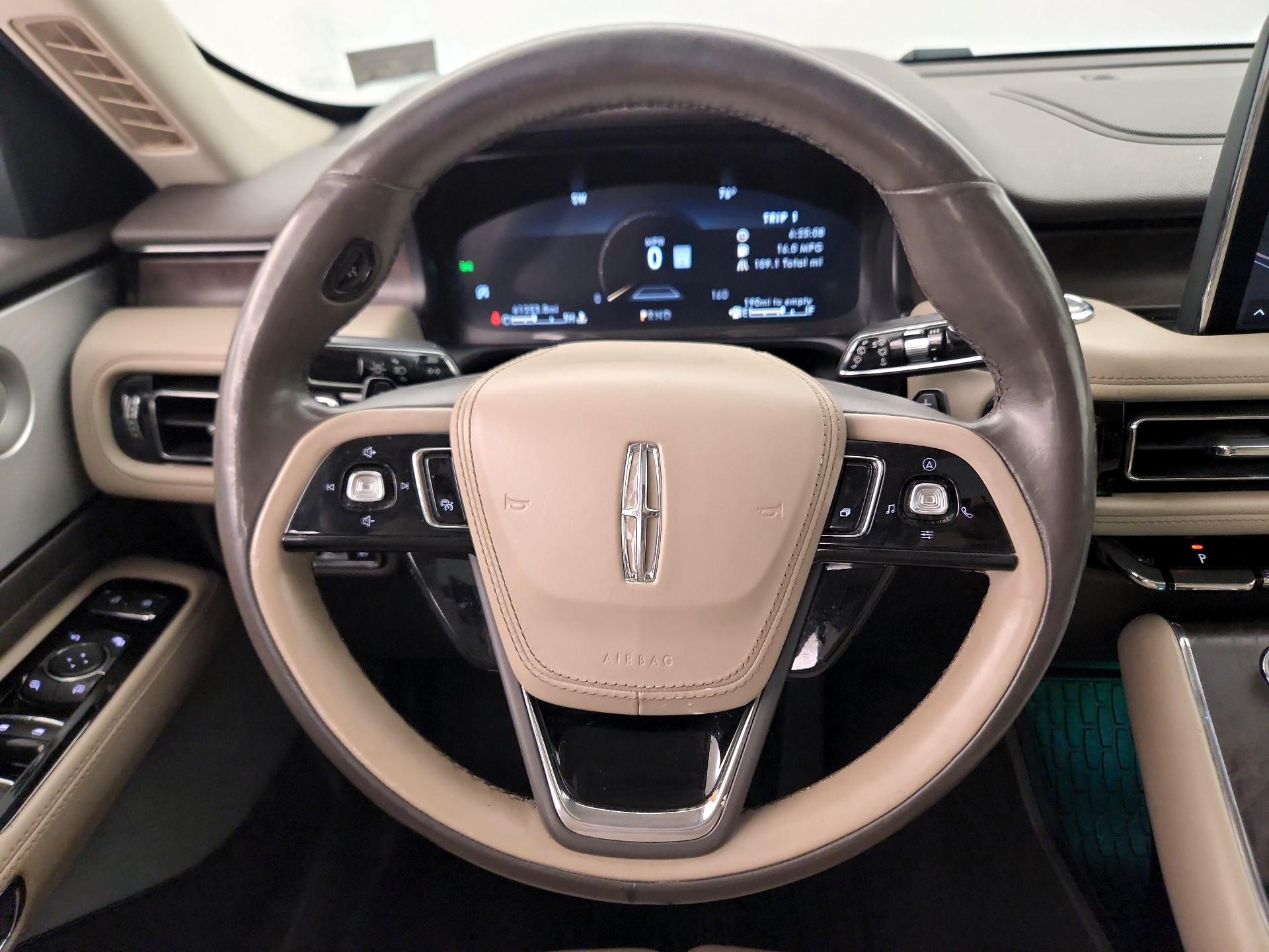 Thumbnail: 2020 Lincoln Aviator - 10