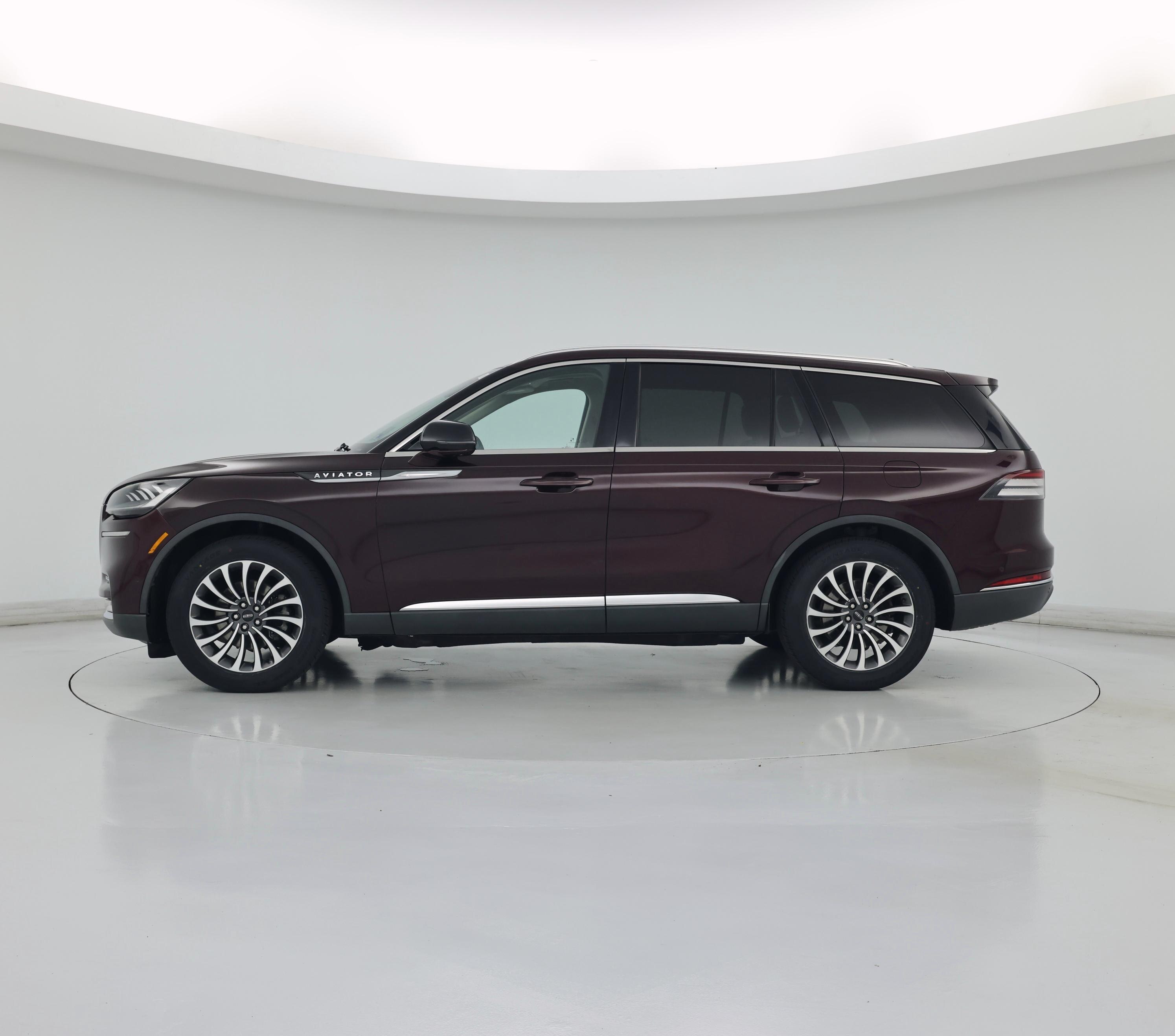 Thumbnail: 2020 Lincoln Aviator - 3