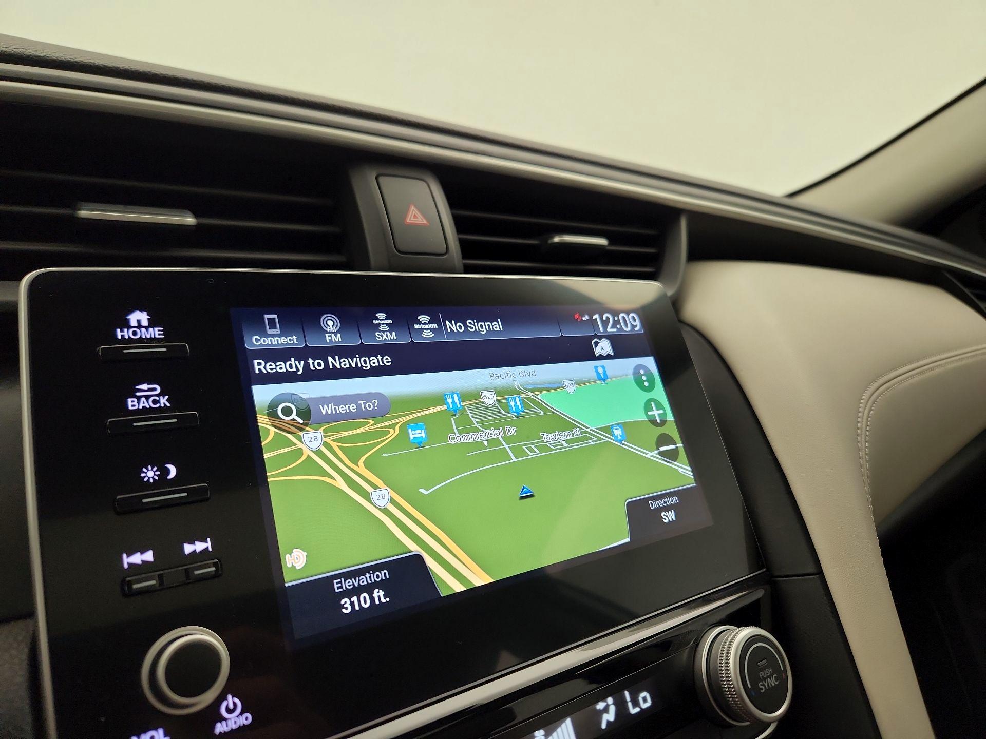 Thumbnail: 2021 Honda Insight - 14