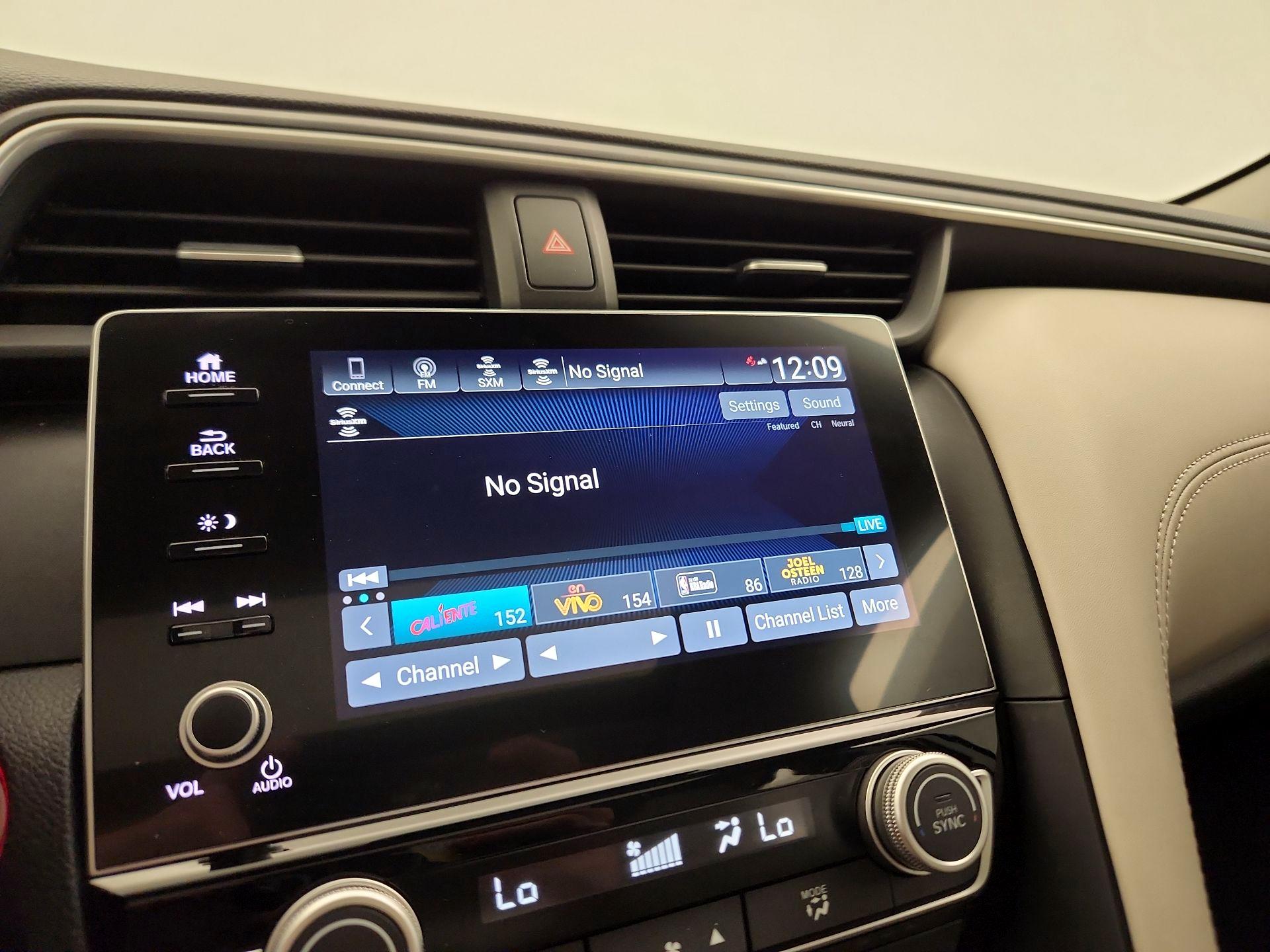 Thumbnail: 2021 Honda Insight - 16