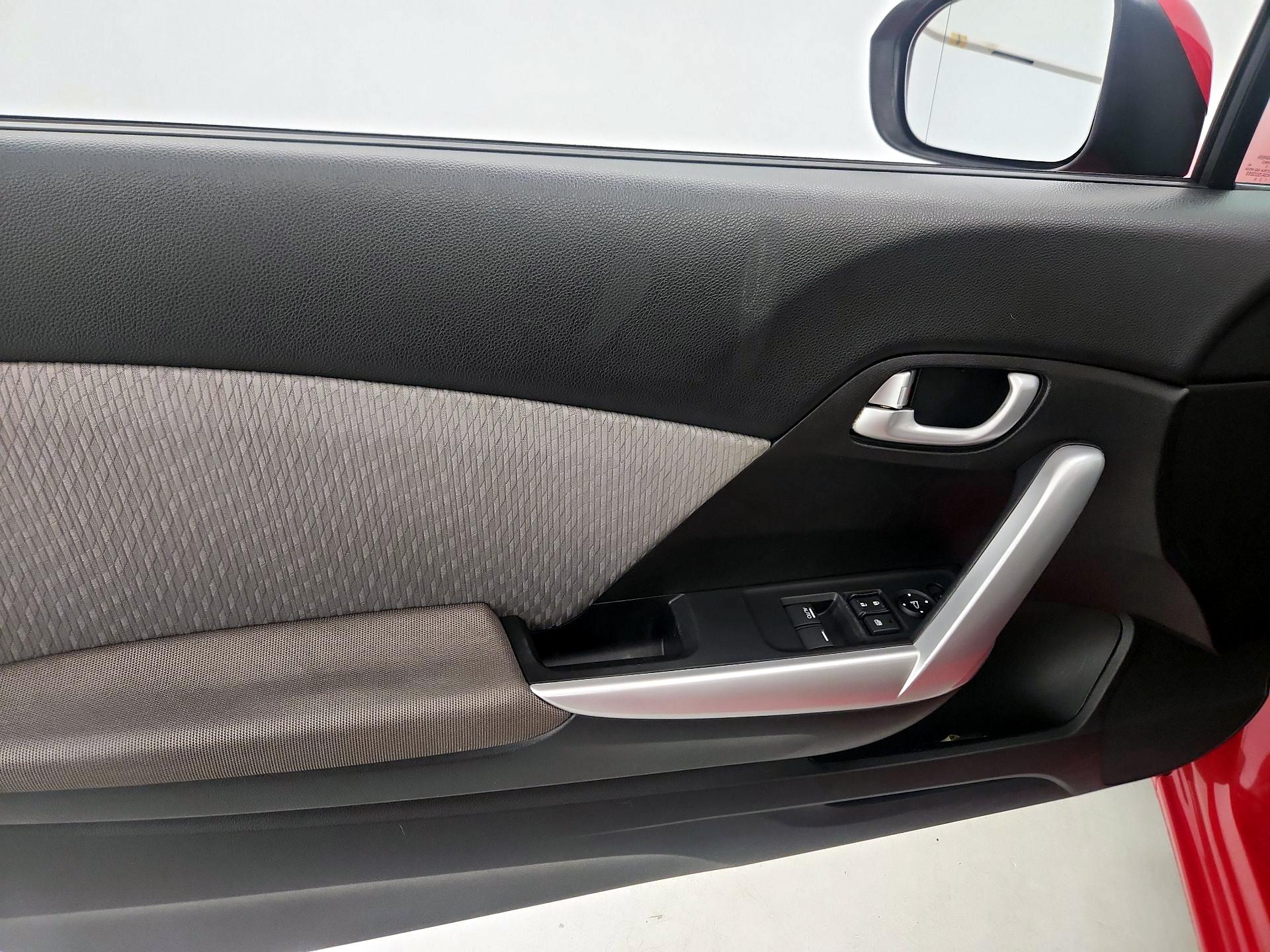 Thumbnail: 2015 Honda Civic - 12