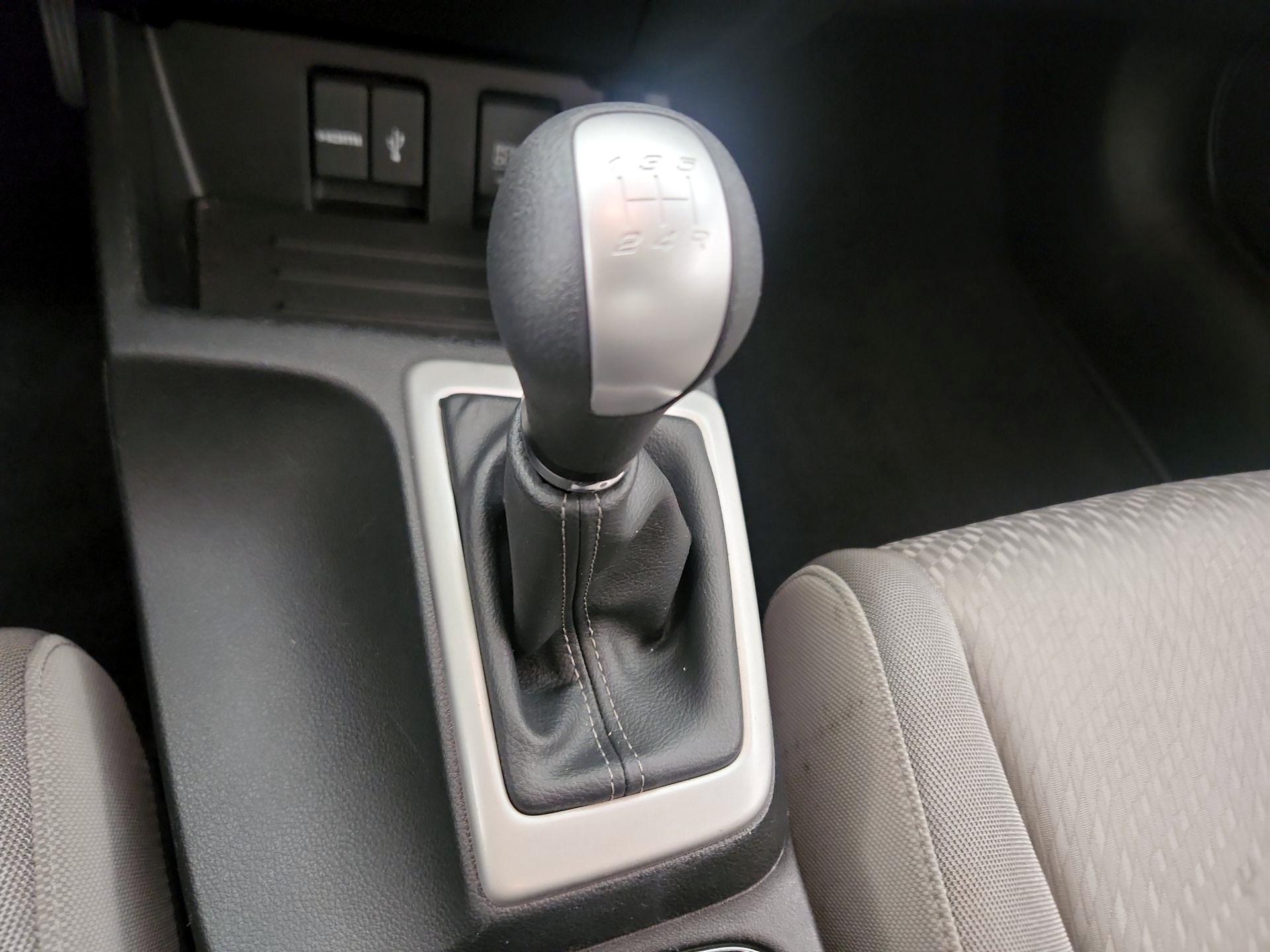 Thumbnail: 2015 Honda Civic - 17