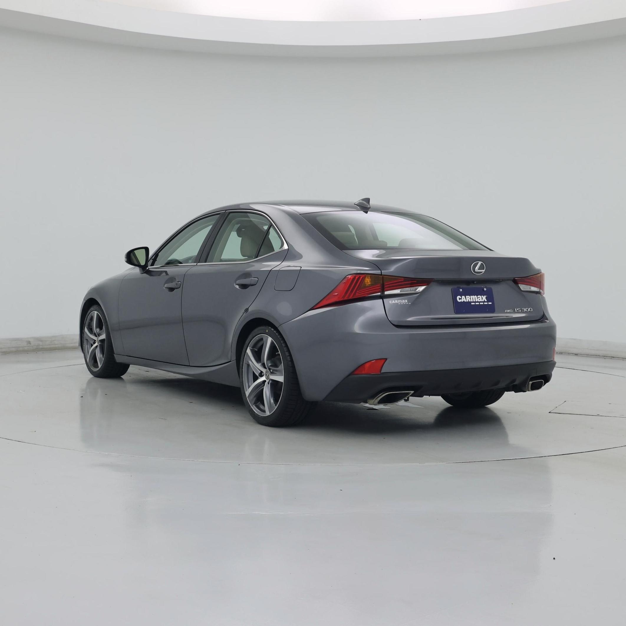 Thumbnail: 2019 Lexus IS - 2