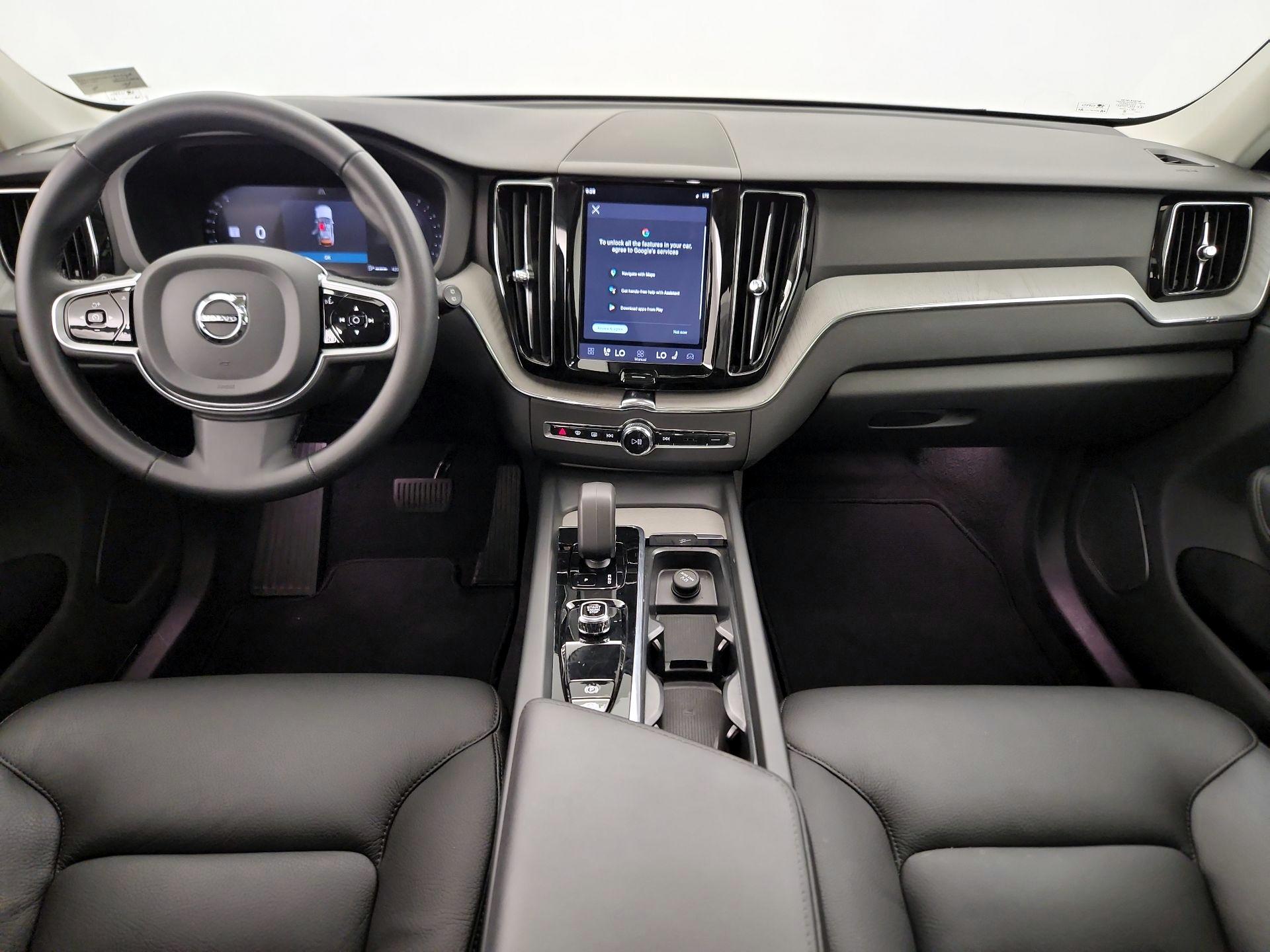 Thumbnail: 2025 Volvo XC60 - 9