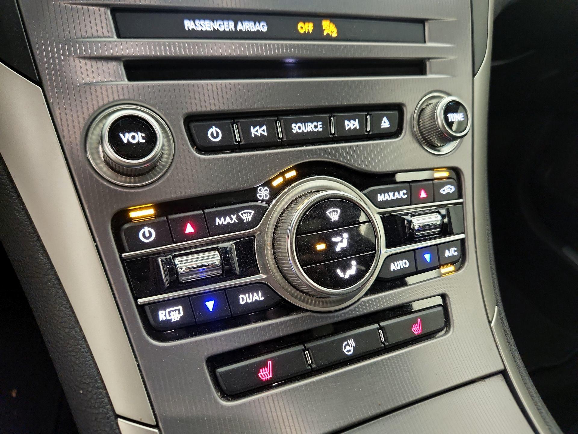 Thumbnail: 2019 Lincoln MKZ - 17