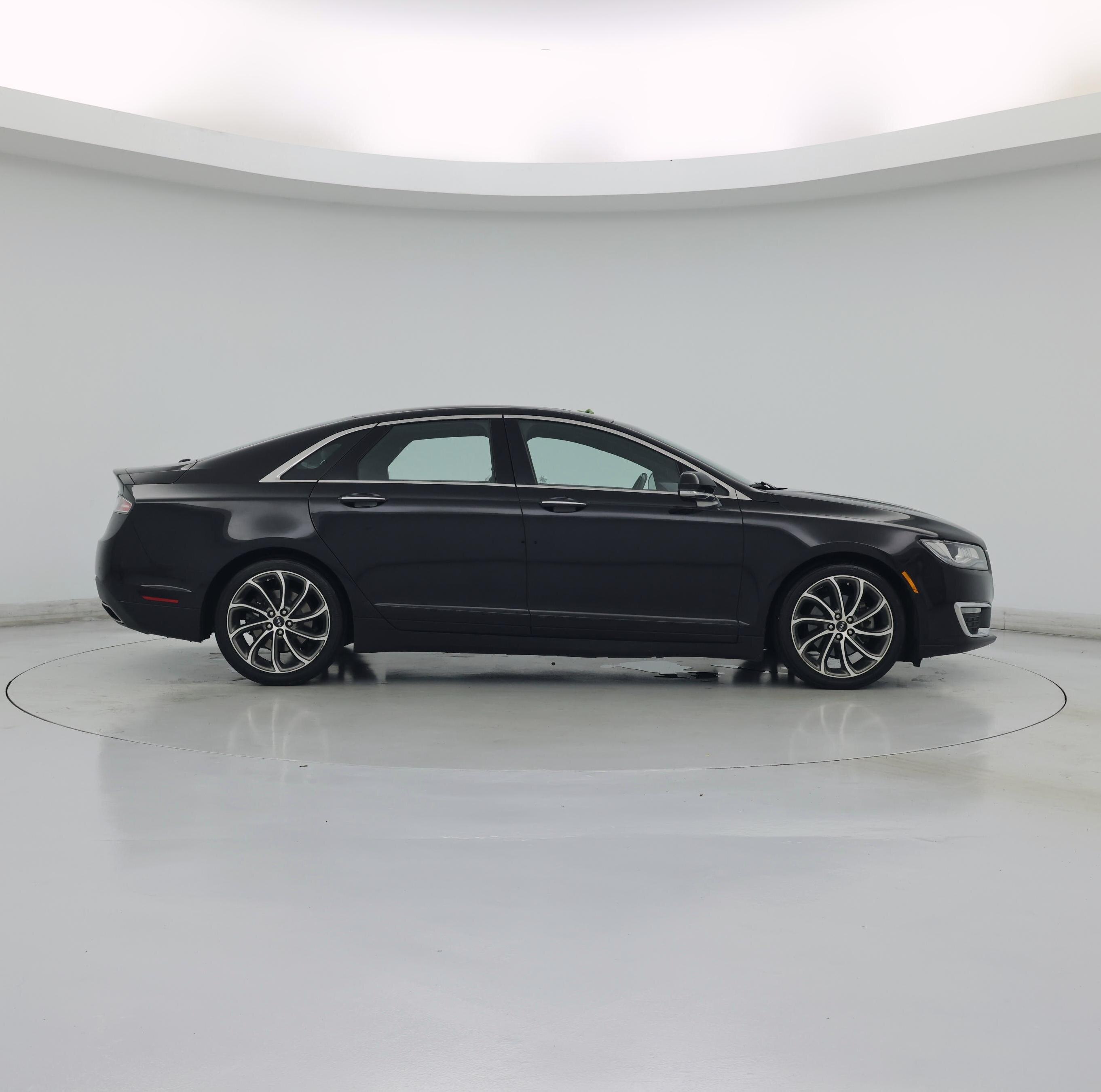 Thumbnail: 2019 Lincoln MKZ - 7