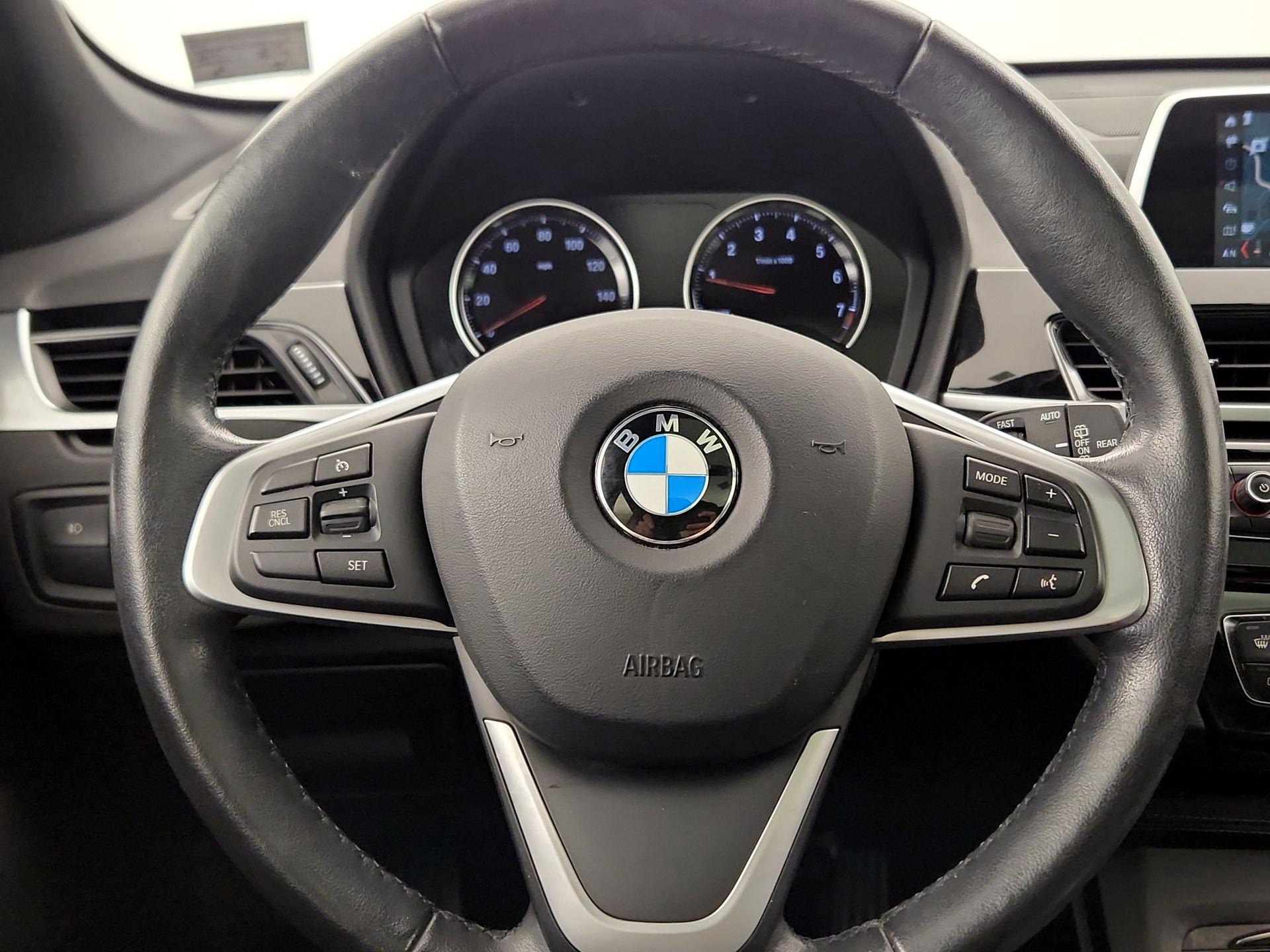 Thumbnail: 2018 BMW X1 - 10