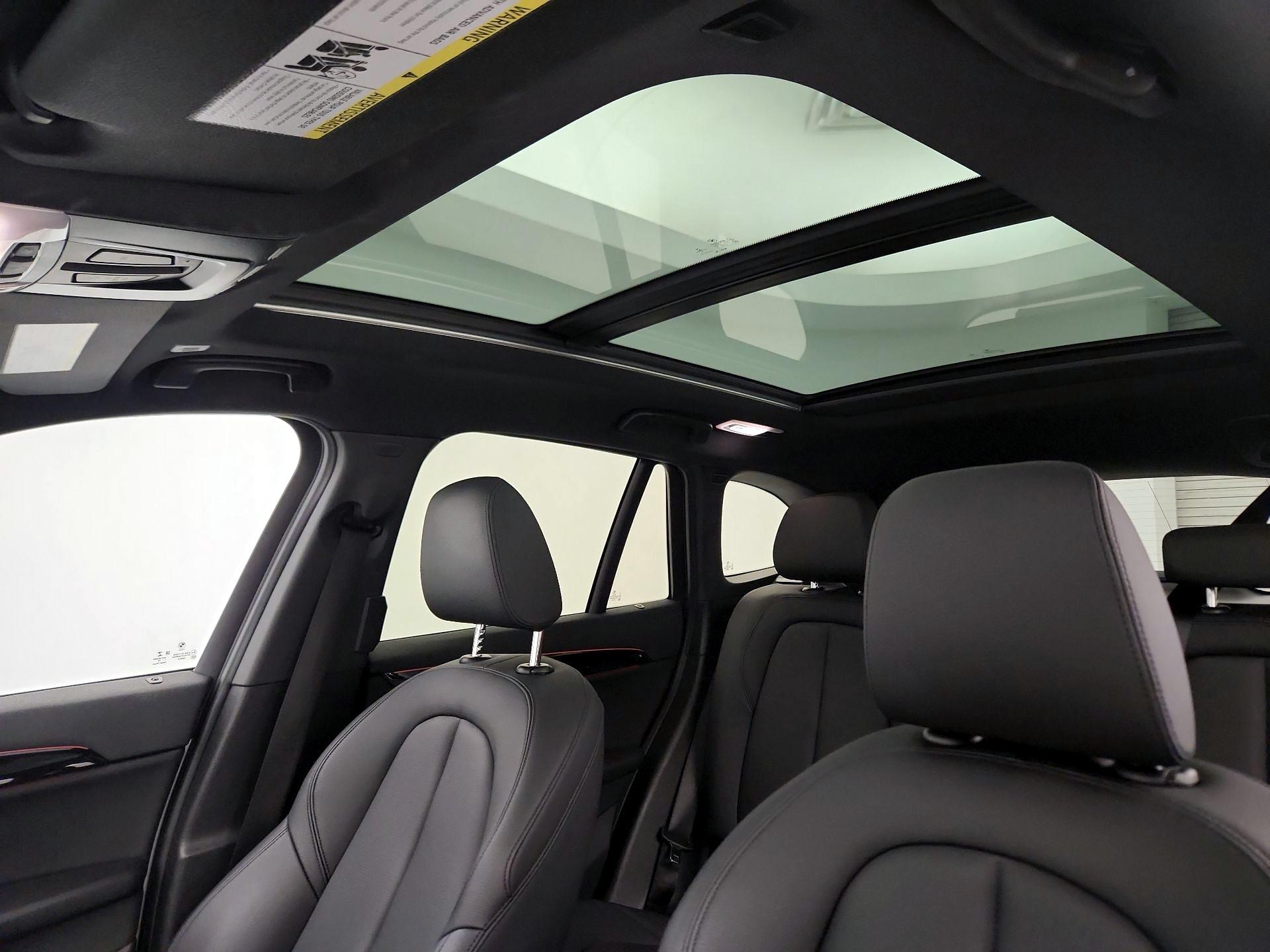 Thumbnail: 2018 BMW X1 - 20