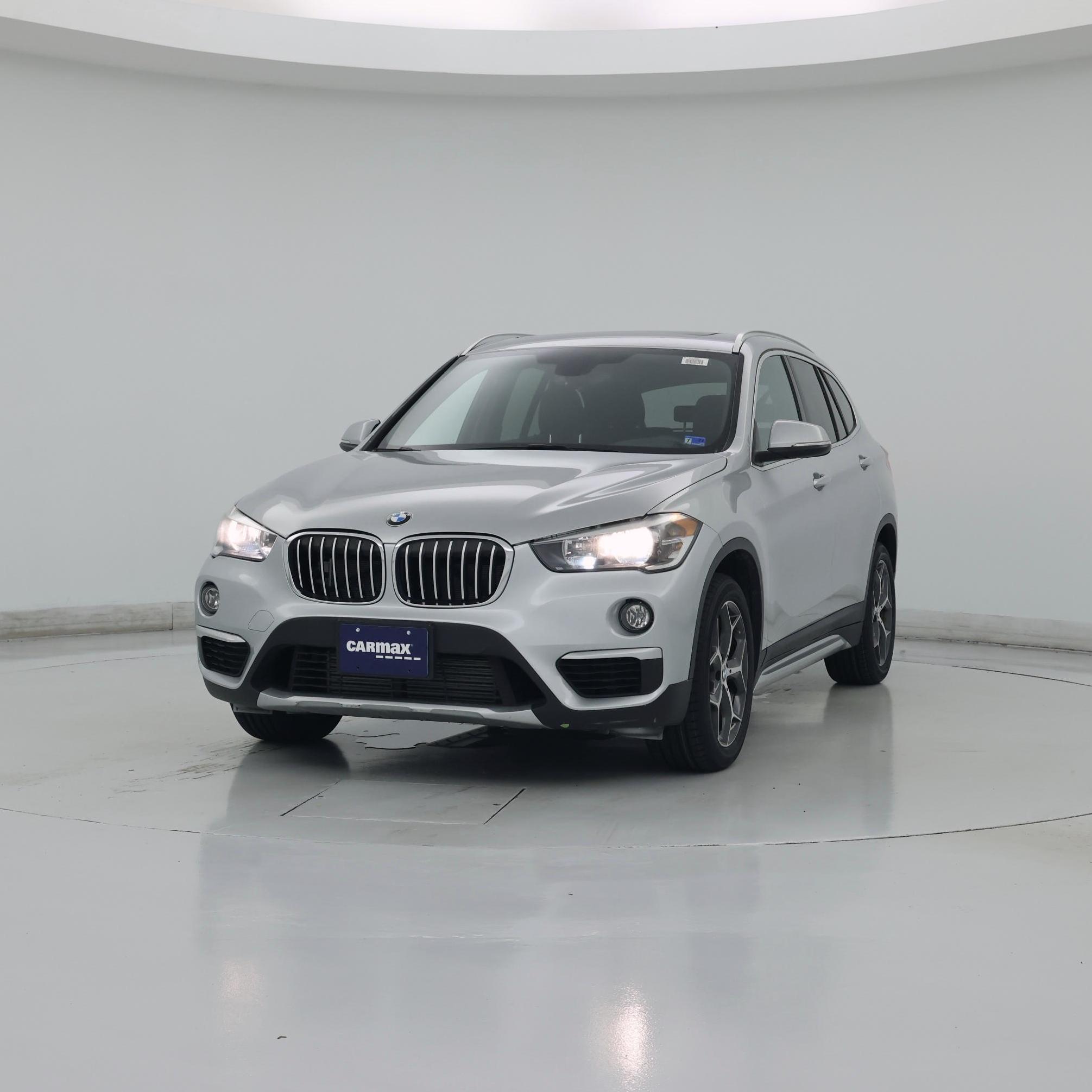 Thumbnail: 2018 BMW X1 - 4
