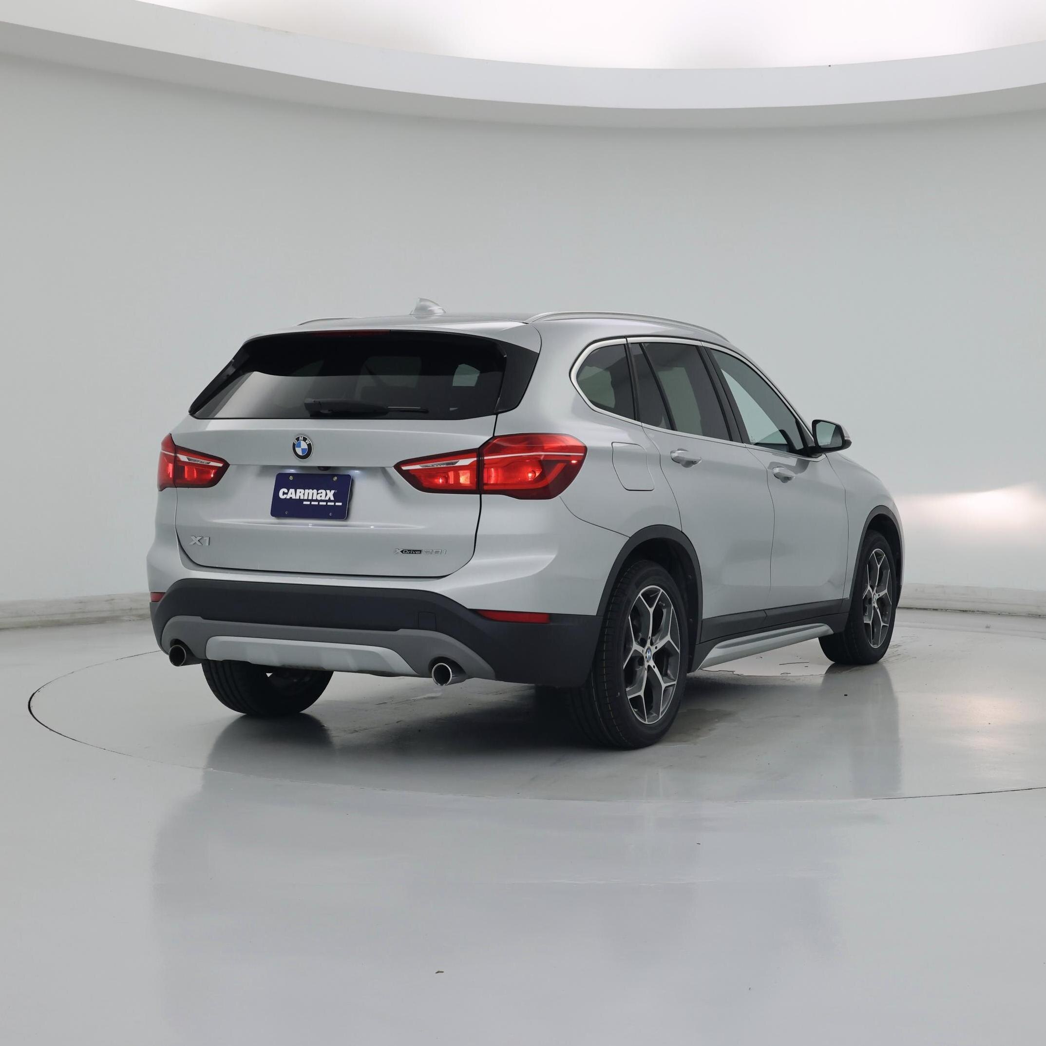 Thumbnail: 2018 BMW X1 - 8
