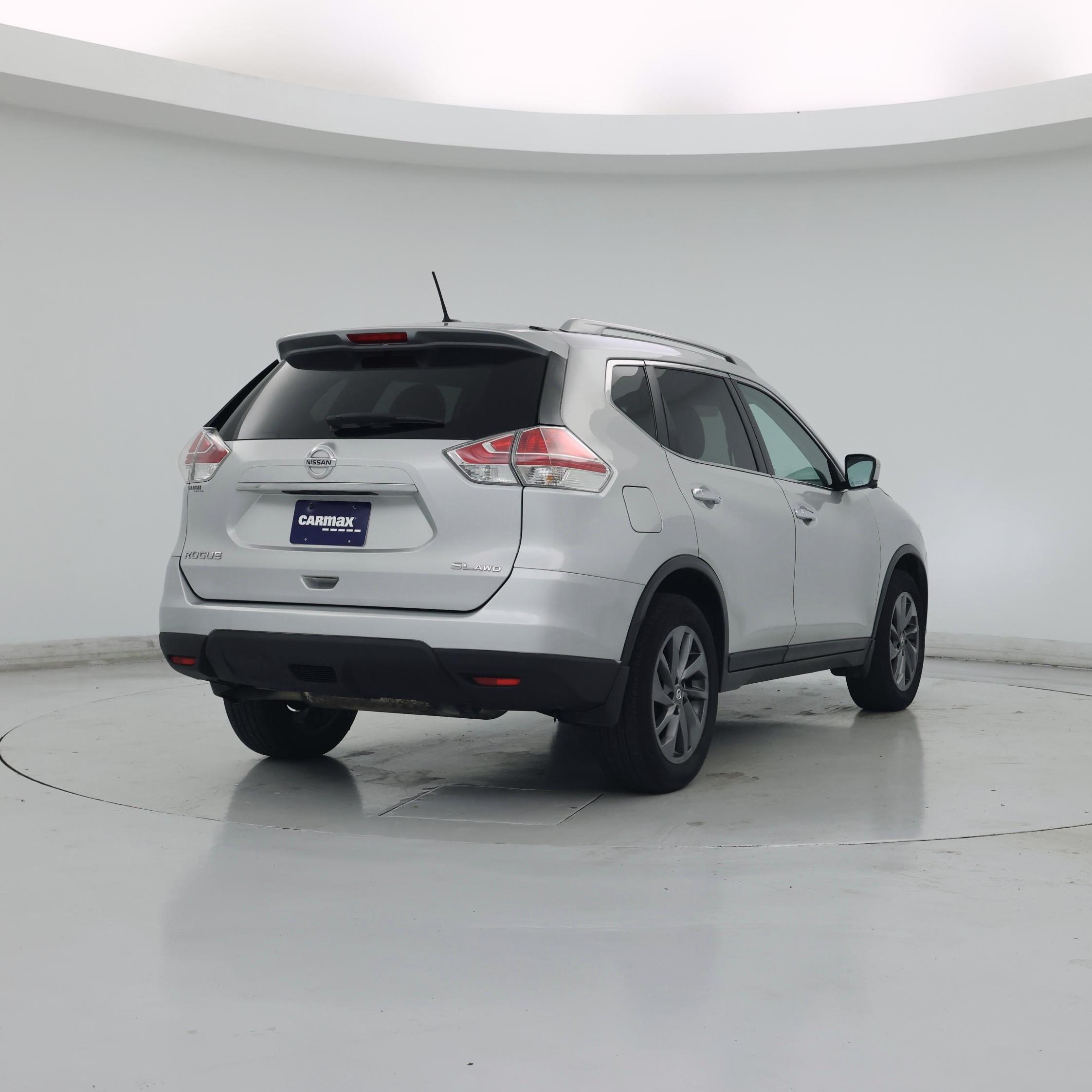 Thumbnail: 2016 Nissan Rogue - 8