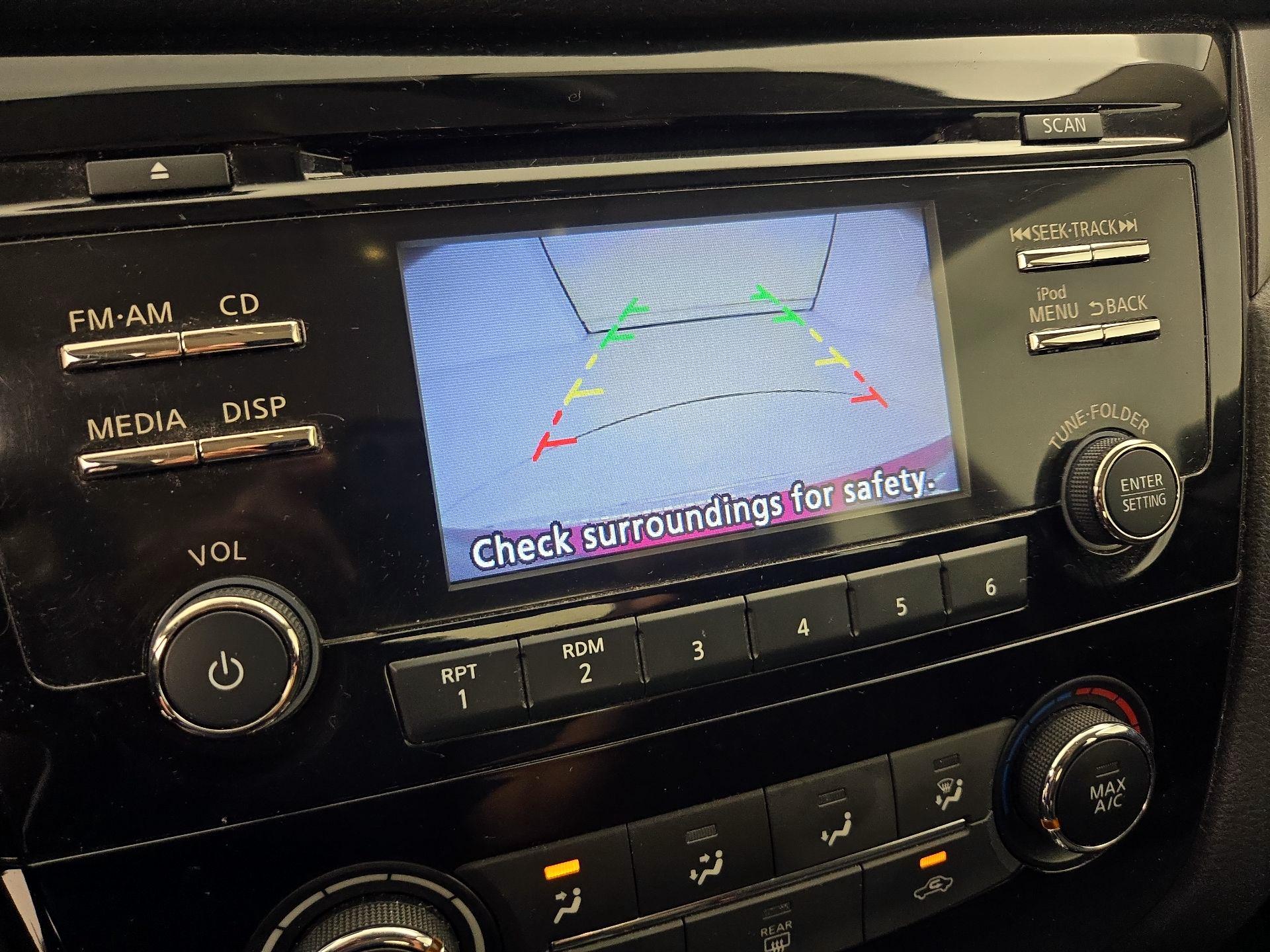 Thumbnail: 2014 Nissan Rogue - 14