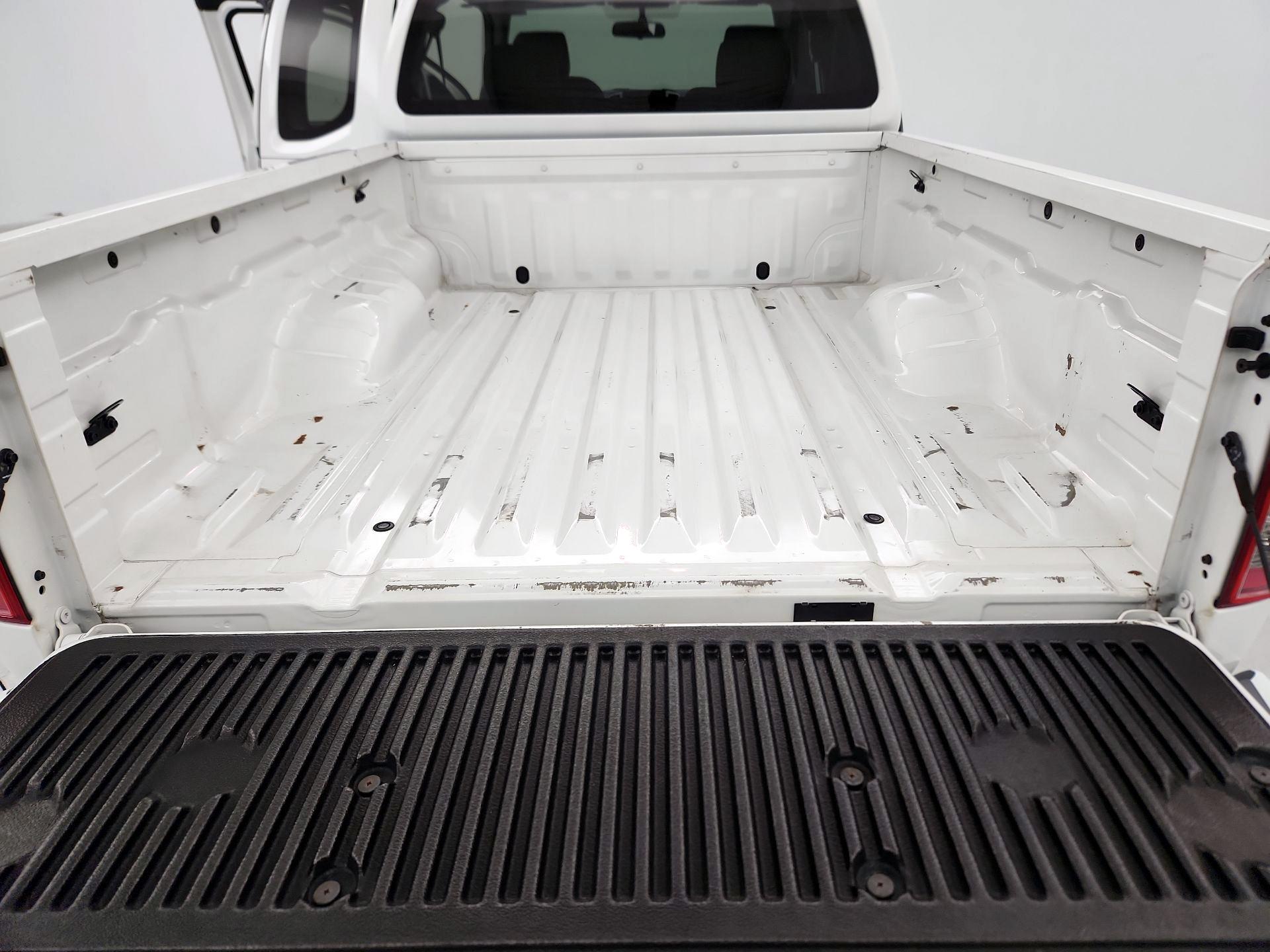 Thumbnail: 2017 Nissan Frontier - 19