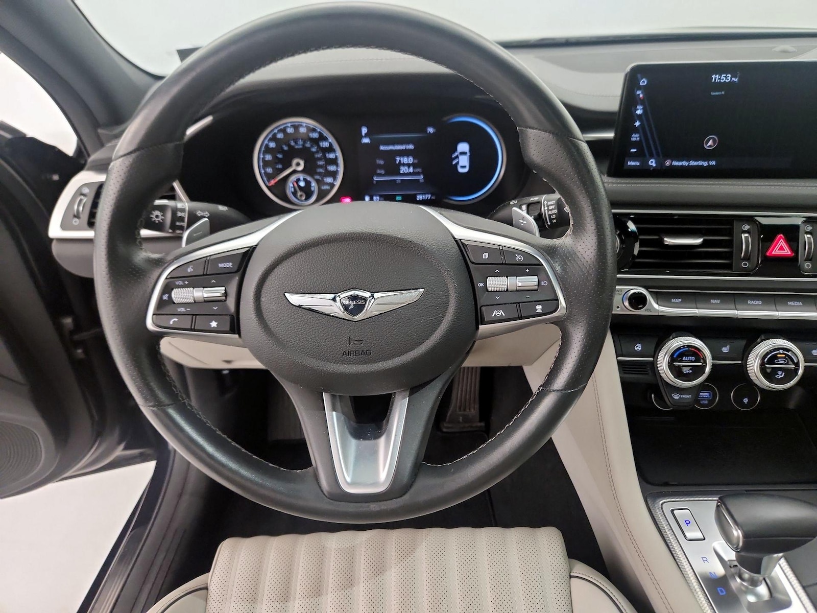 2022 GENESIS G70 Standard - Photo 11