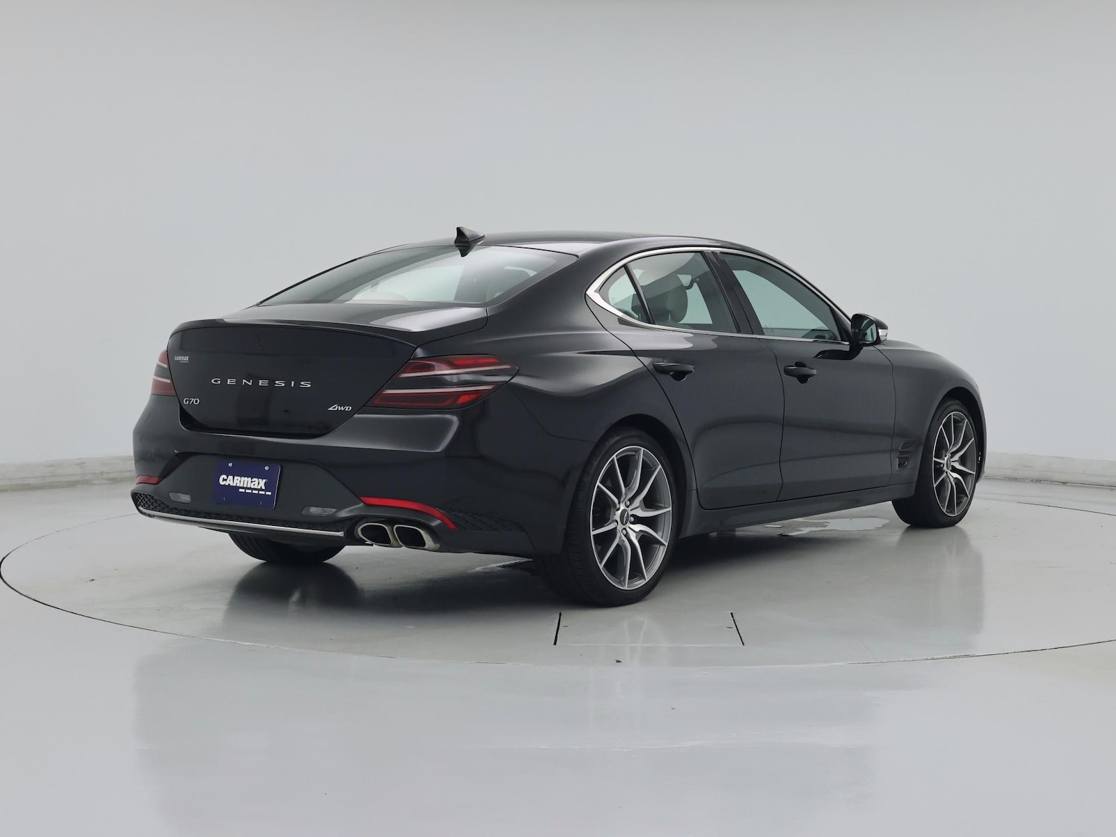 2022 GENESIS G70 Standard - Photo 9