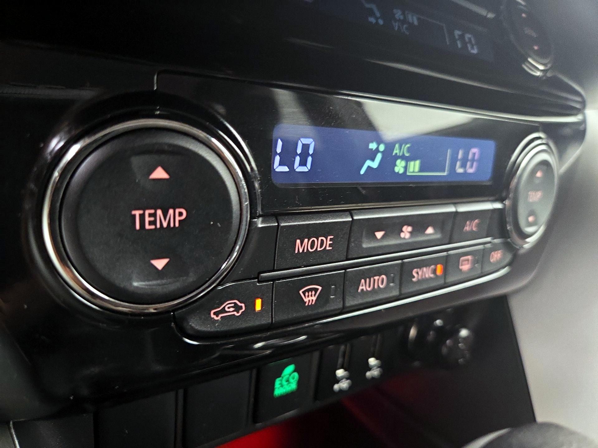 Thumbnail: 2019 Mitsubishi Eclipse Cross - 16