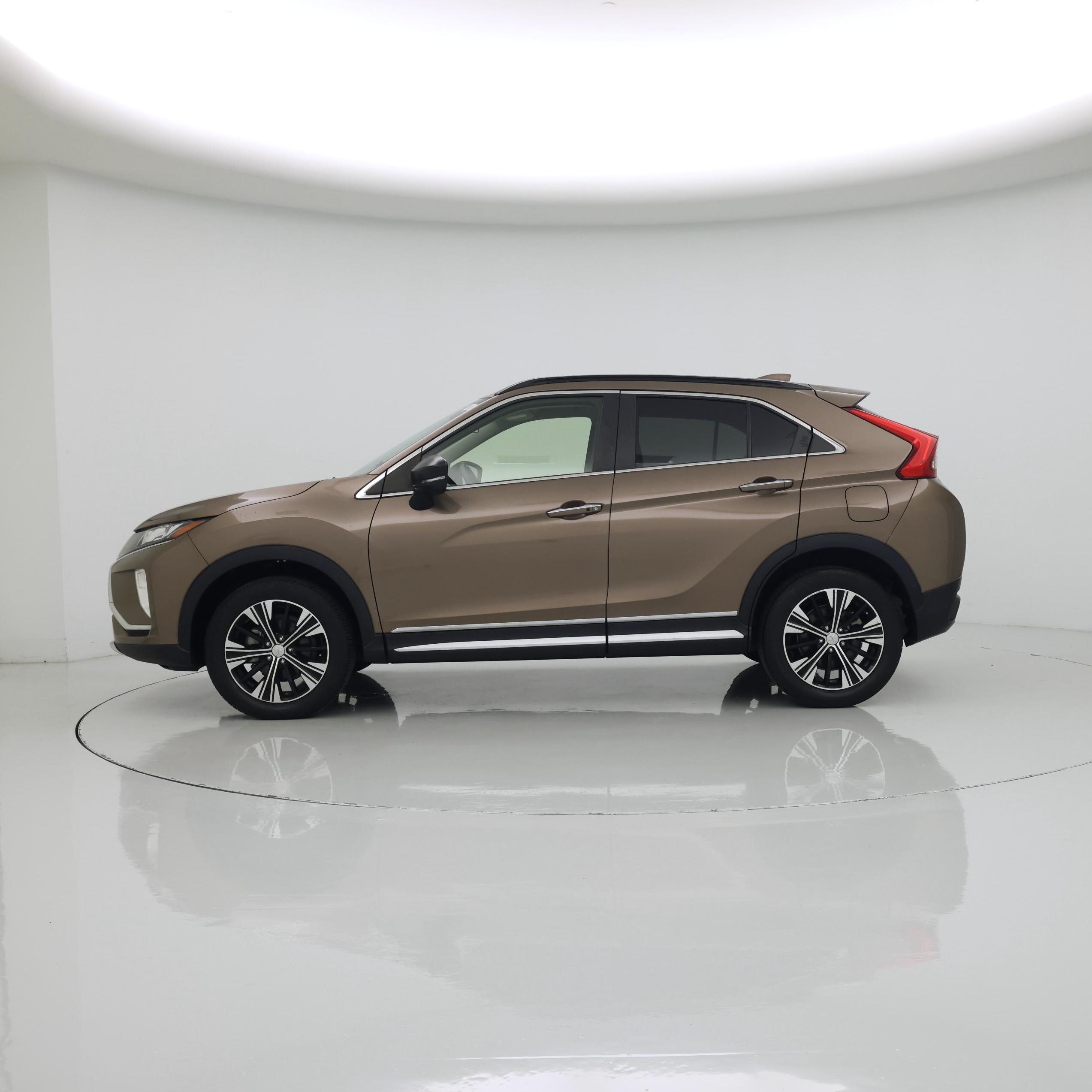 Thumbnail: 2019 Mitsubishi Eclipse Cross - 3