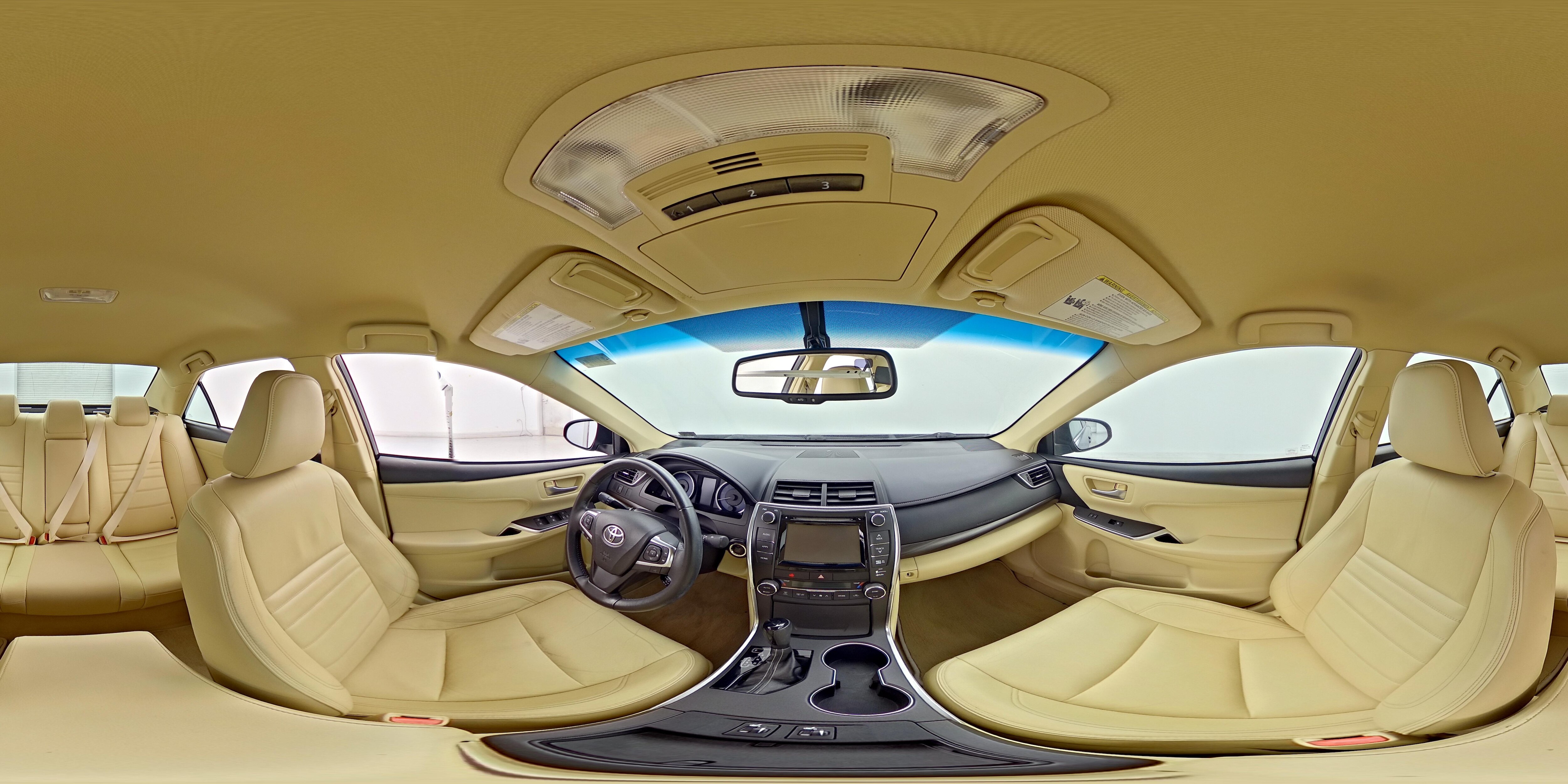 2015 Toyota Camry XLE - Photo 24