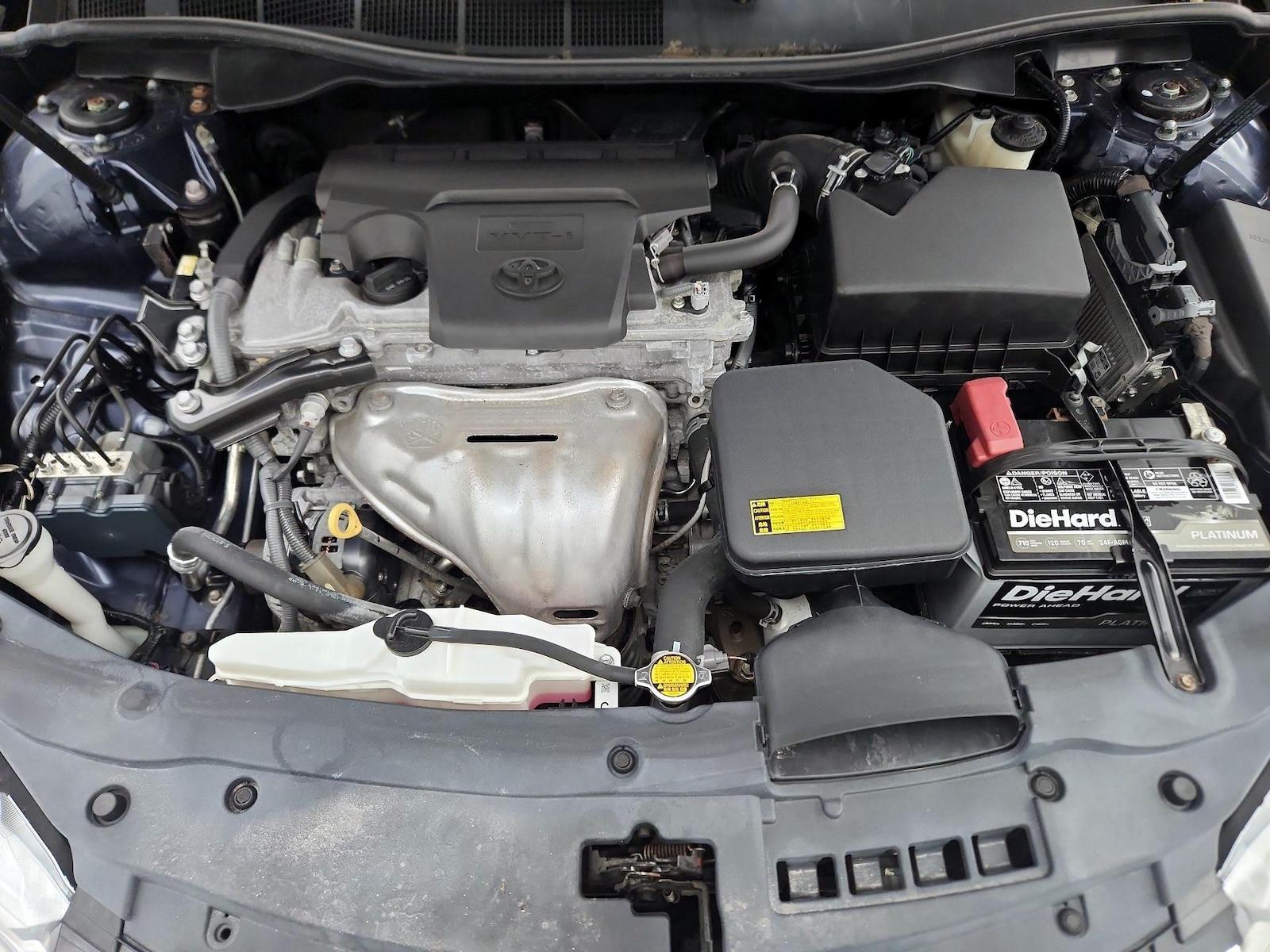 2015 Toyota Camry XLE - Photo 22