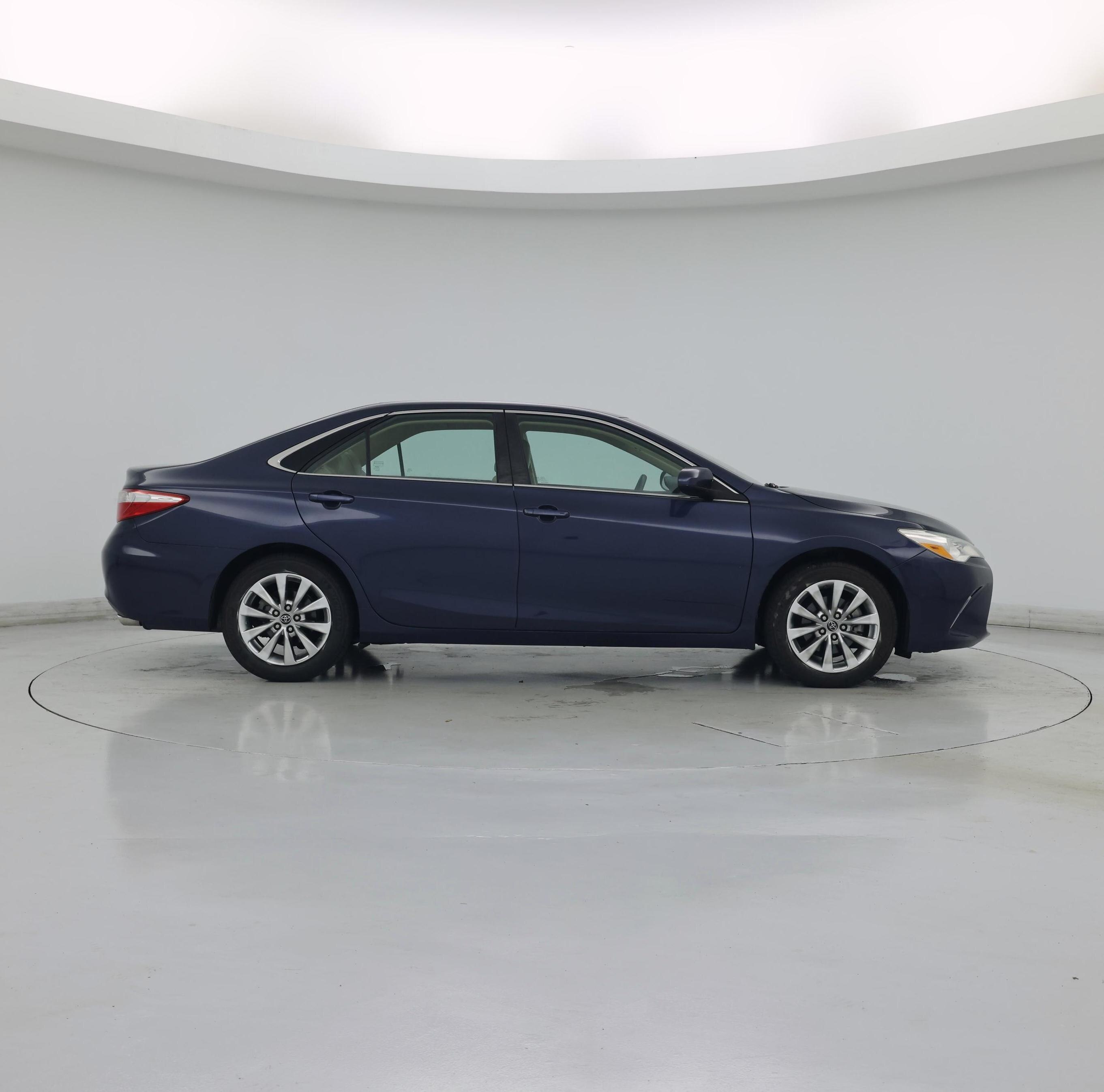 Thumbnail: 2015 Toyota Camry - 7