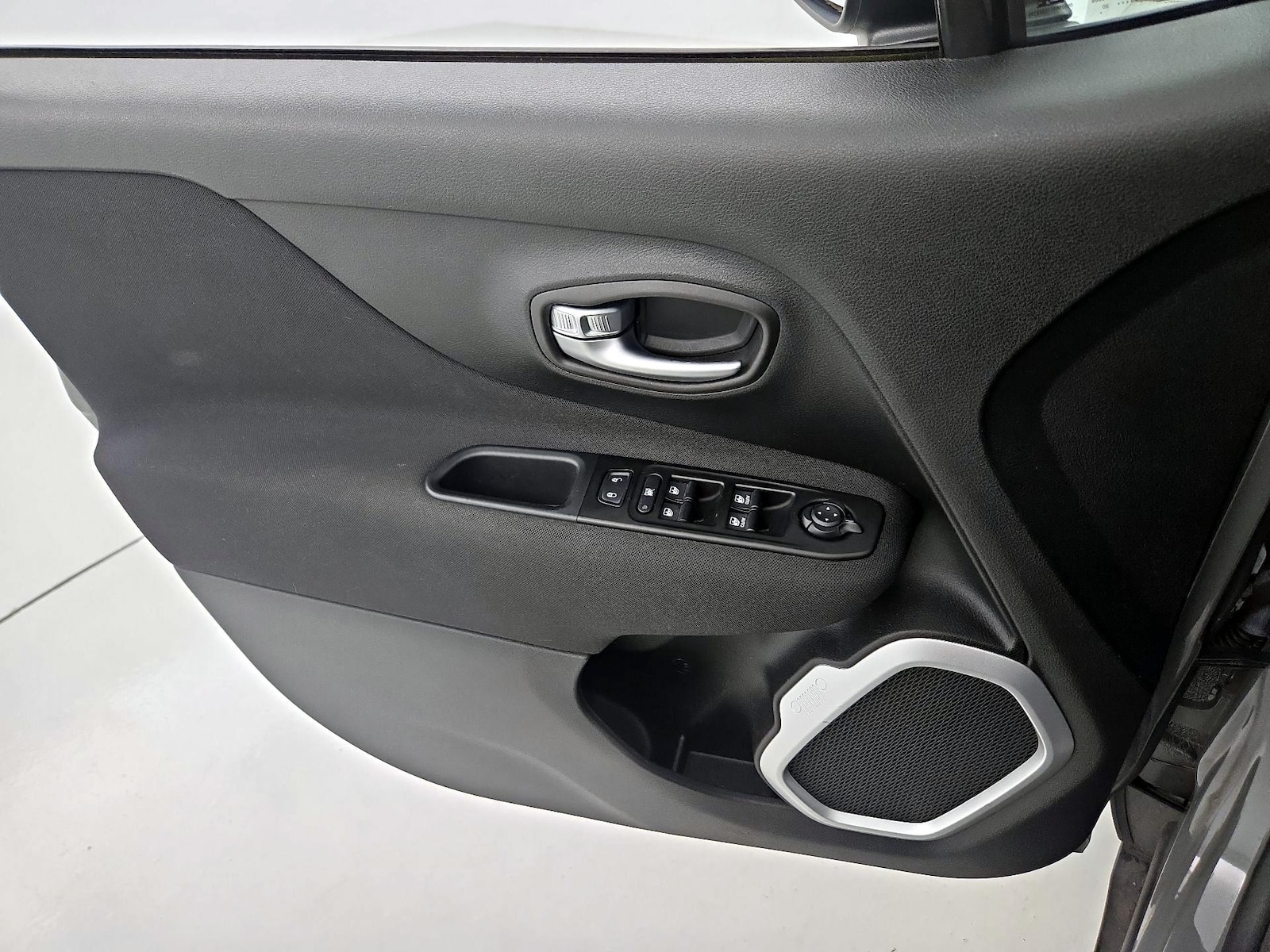 2020 Jeep Renegade Sport - Photo 13