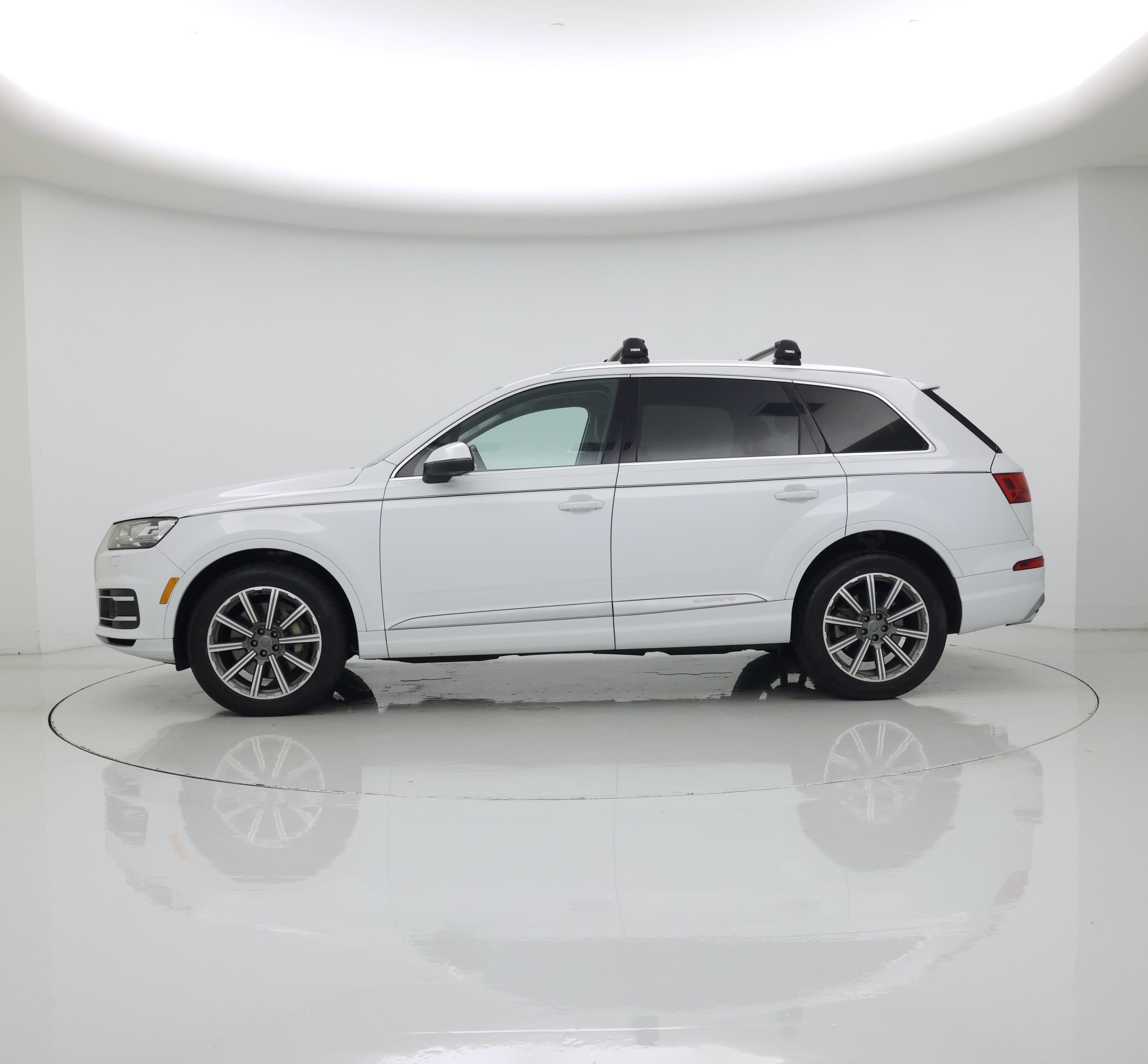 Thumbnail: 2018 Audi Q7 - 3