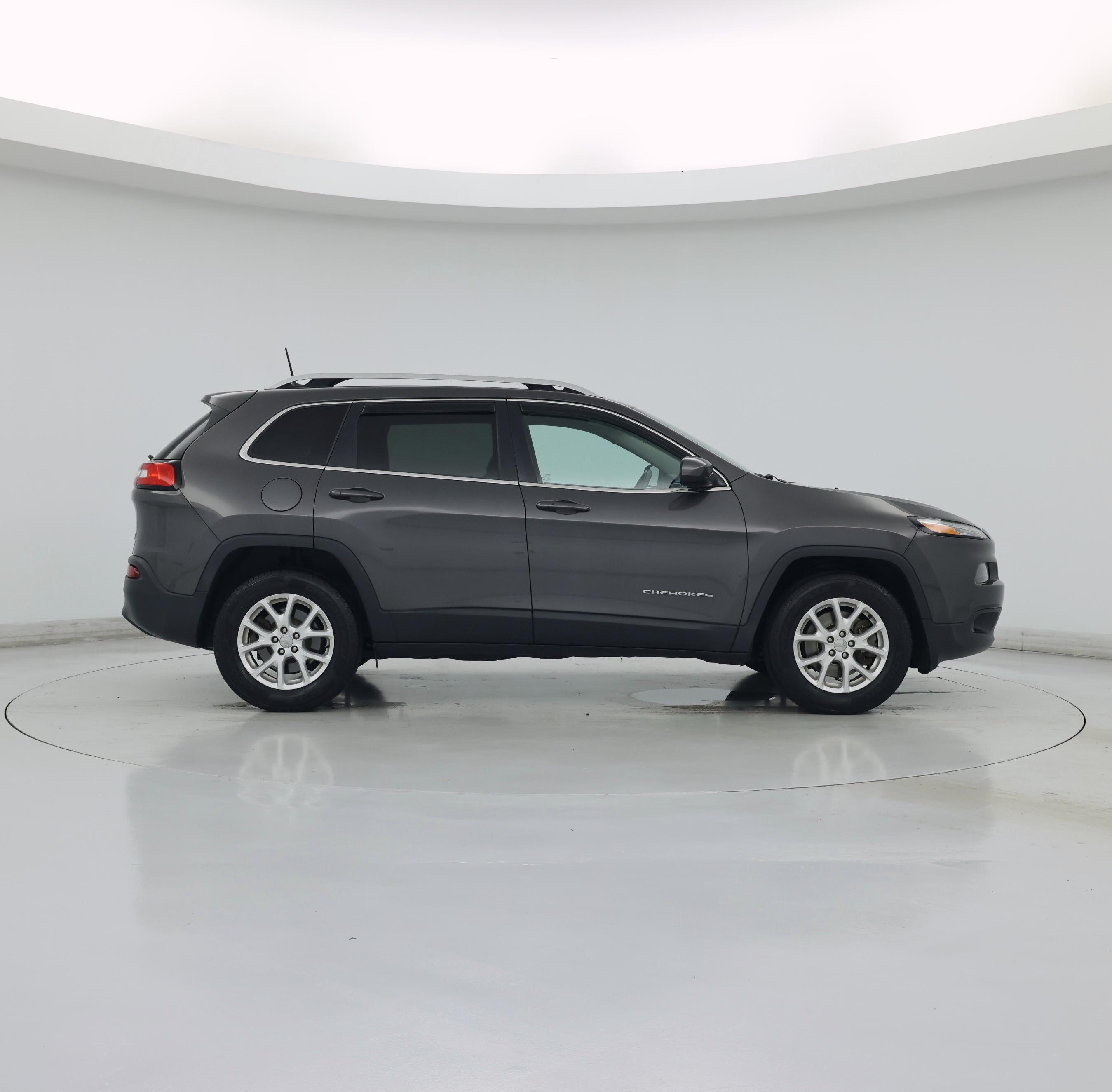 Thumbnail: 2018 Jeep Cherokee - 7