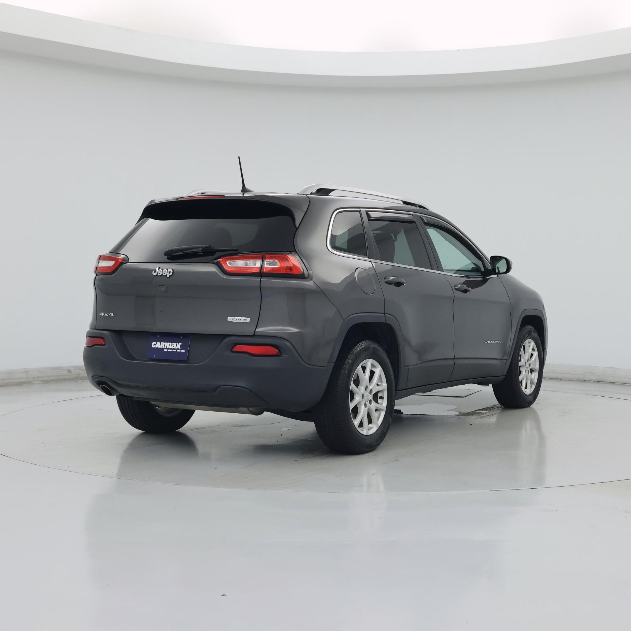 Thumbnail: 2018 Jeep Cherokee - 8