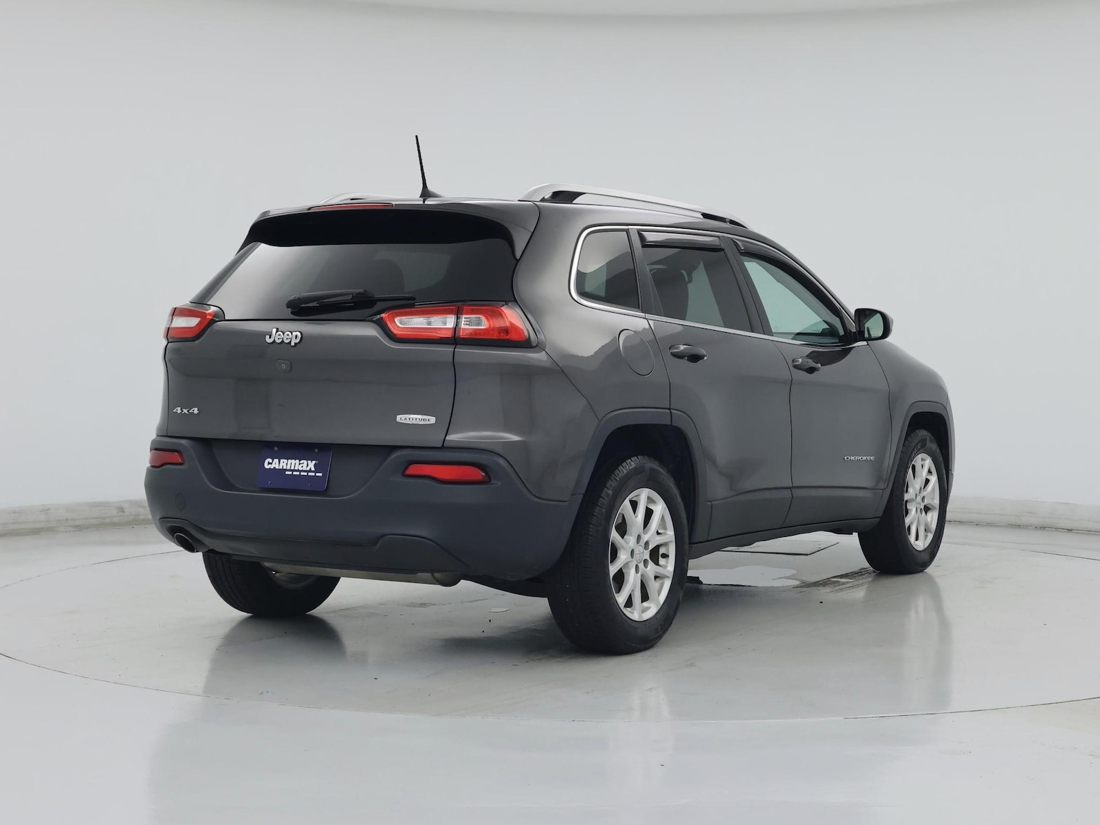 2018 Jeep Cherokee Latitude Plus - Photo 9