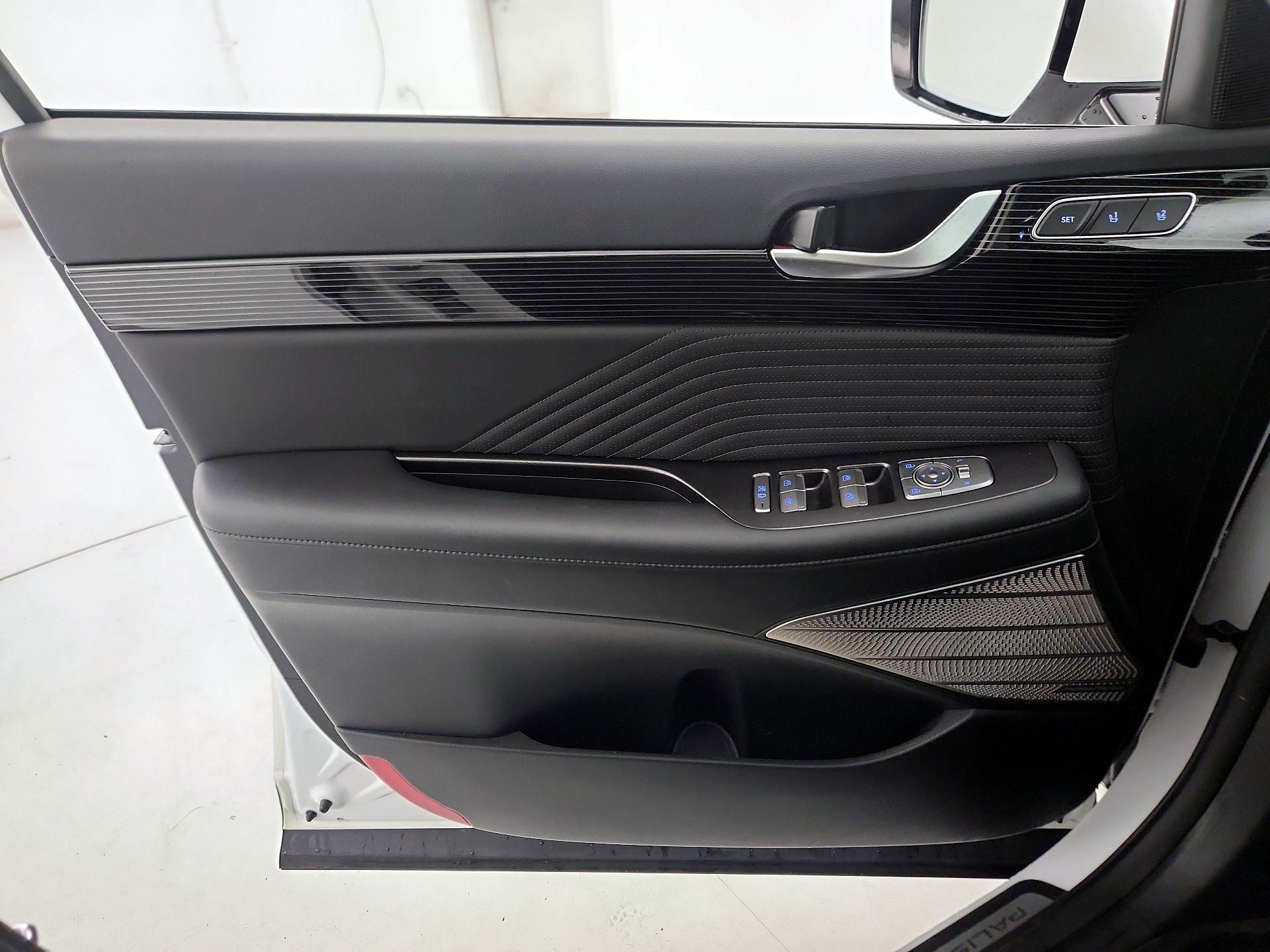 Thumbnail: 2025 Hyundai Palisade - 12