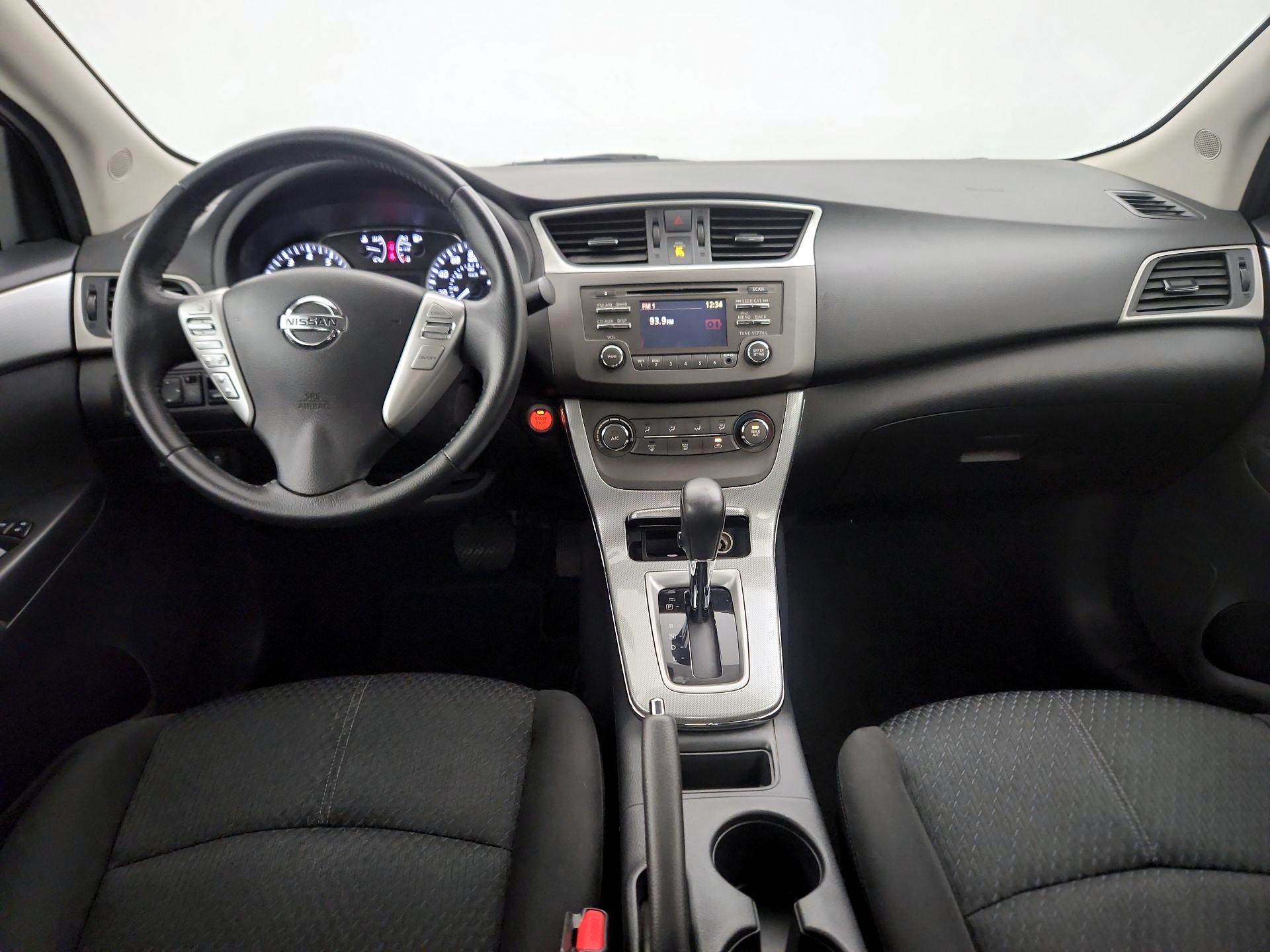 Thumbnail: 2014 Nissan Sentra - 9