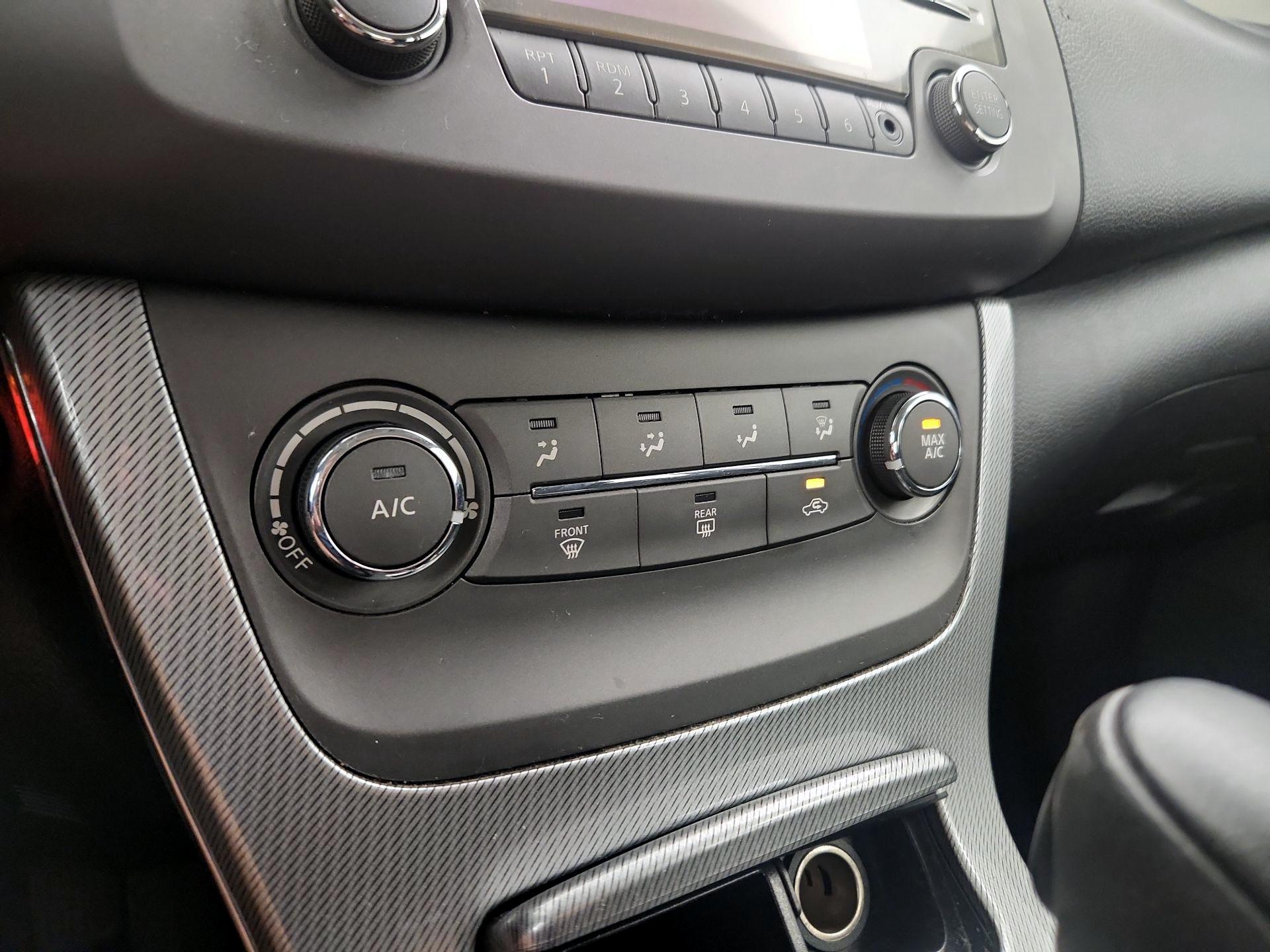 Thumbnail: 2014 Nissan Sentra - 15