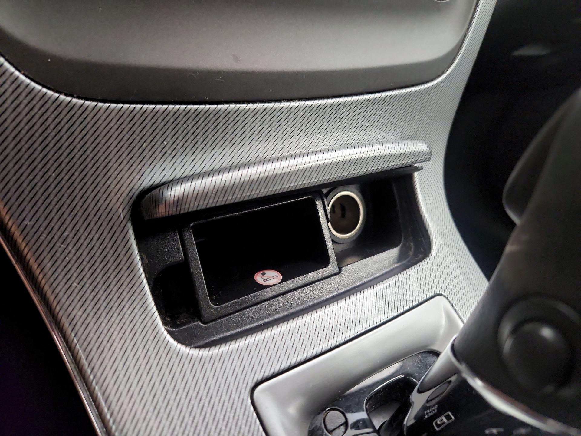 Thumbnail: 2014 Nissan Sentra - 17