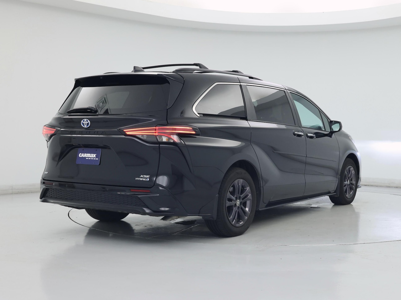 2024 Toyota Sienna XSE - Photo 9