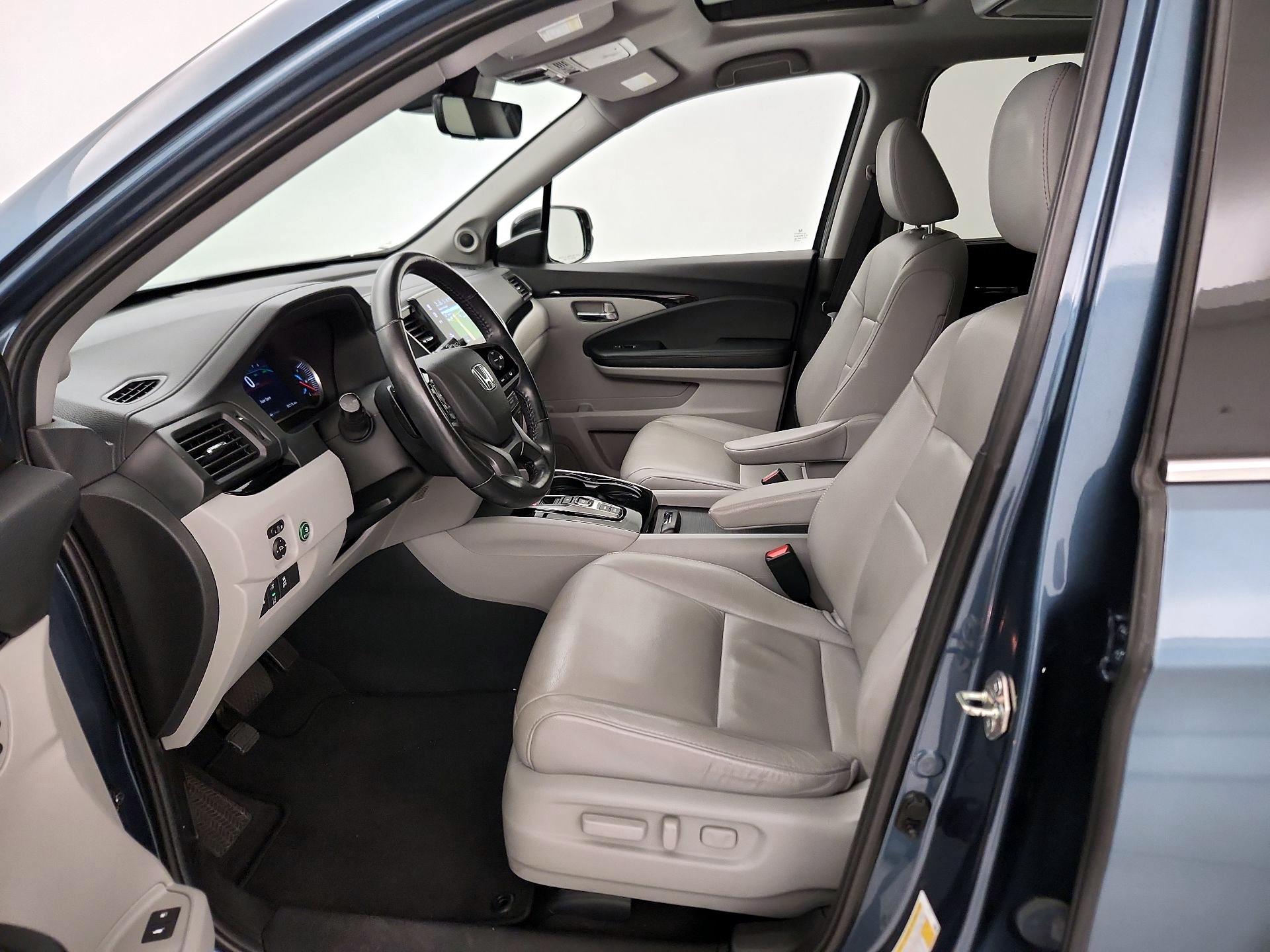 Thumbnail: 2020 Honda Pilot - 11