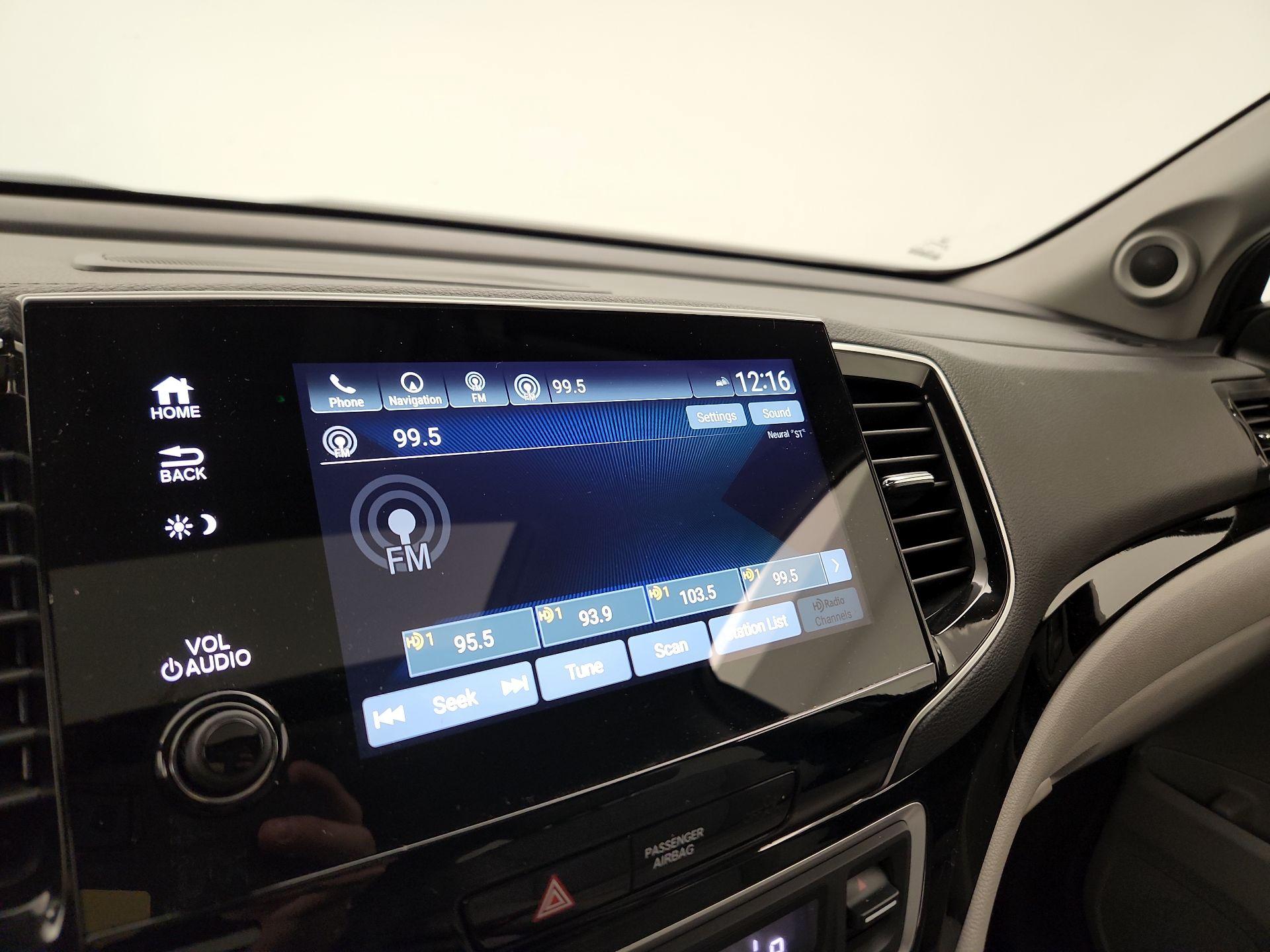 Thumbnail: 2020 Honda Pilot - 16