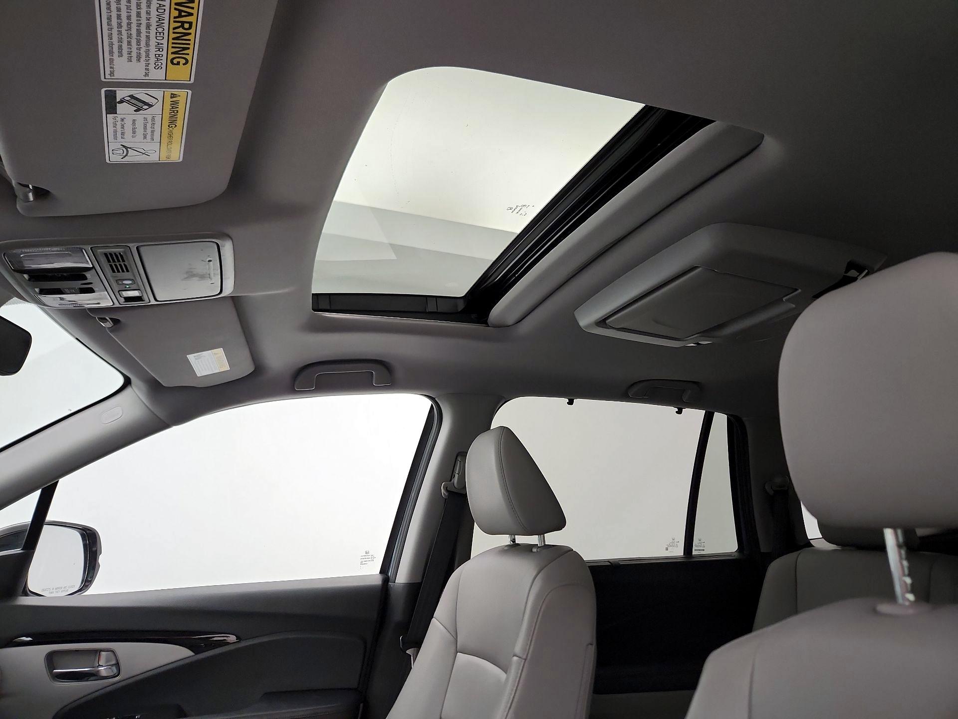 Thumbnail: 2020 Honda Pilot - 20
