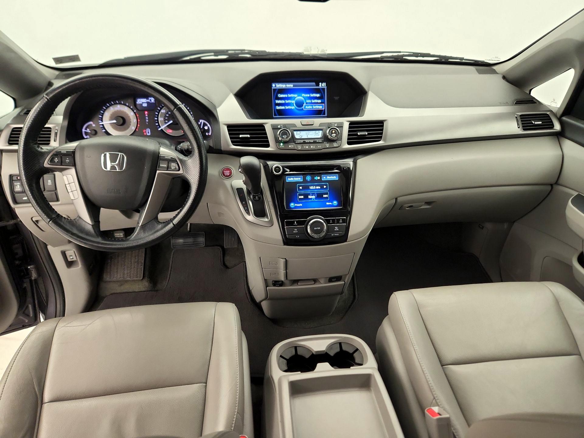 Thumbnail: 2015 Honda Odyssey - 9