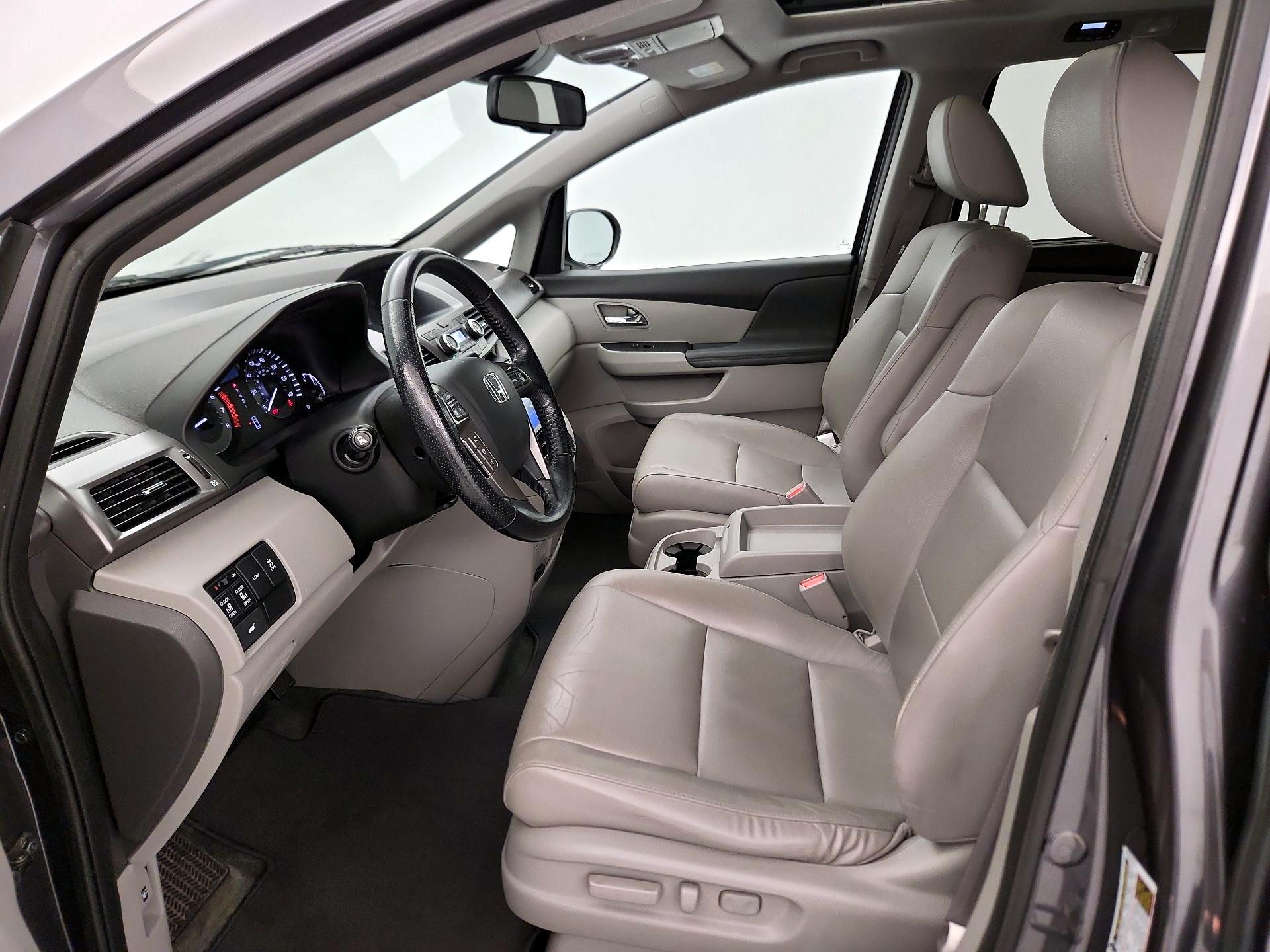 Thumbnail: 2015 Honda Odyssey - 11