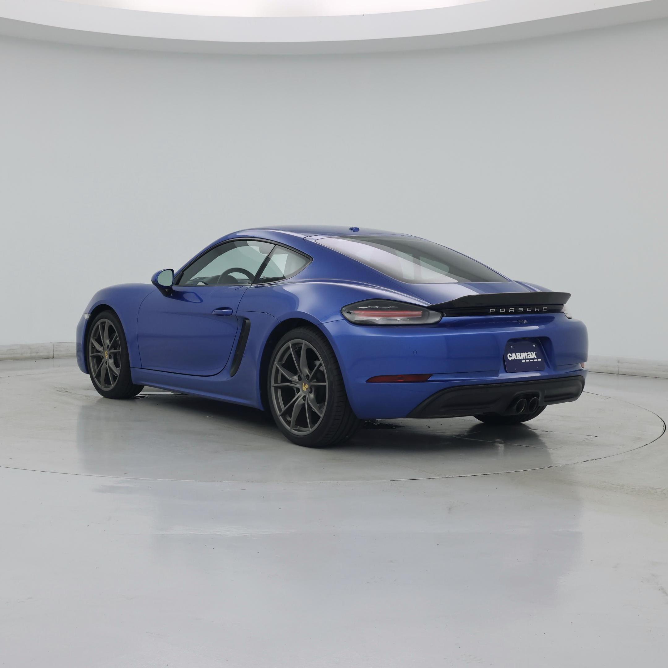 Thumbnail: 2017 Porsche 718 Cayman - 2