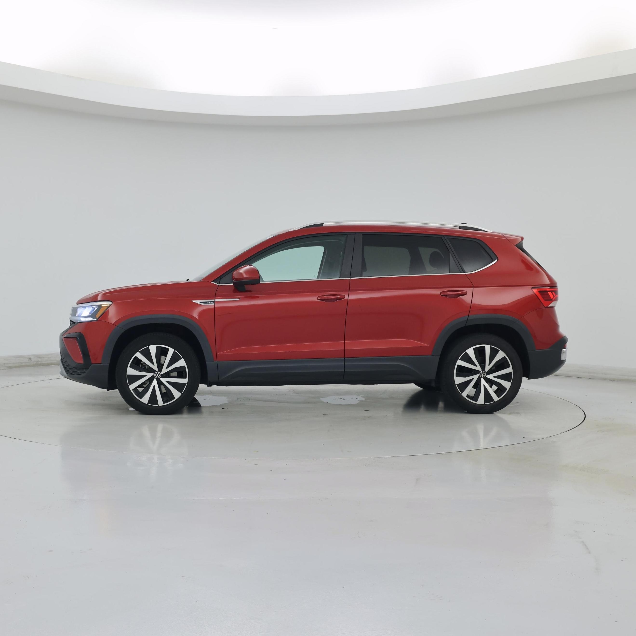 Thumbnail: 2022 Volkswagen Taos - 3