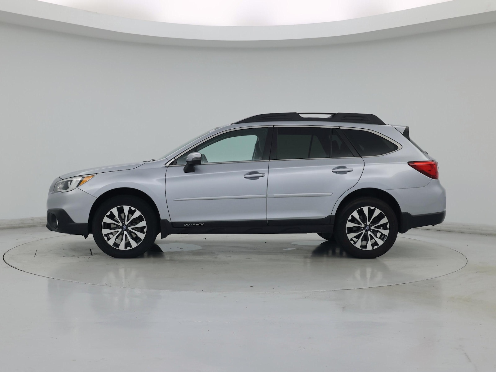 2016 Subaru Outback Limited - Photo 4