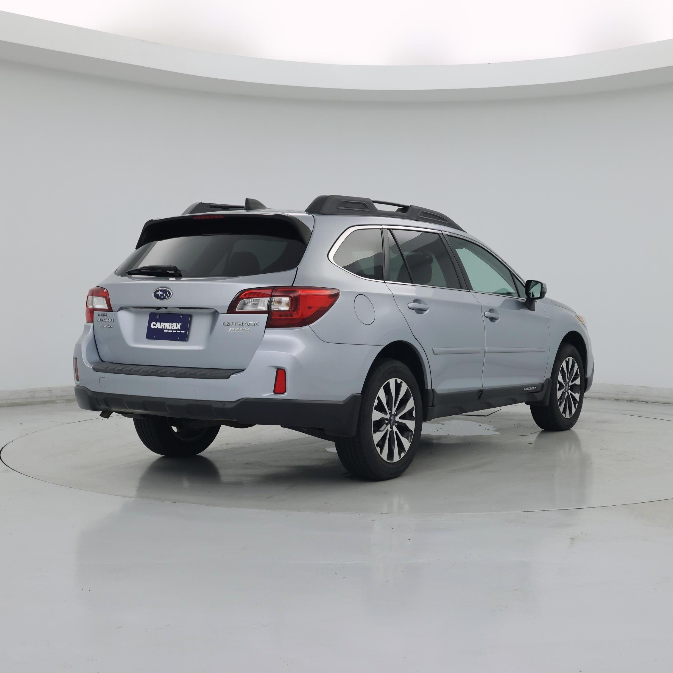 Thumbnail: 2016 Subaru Outback - 8
